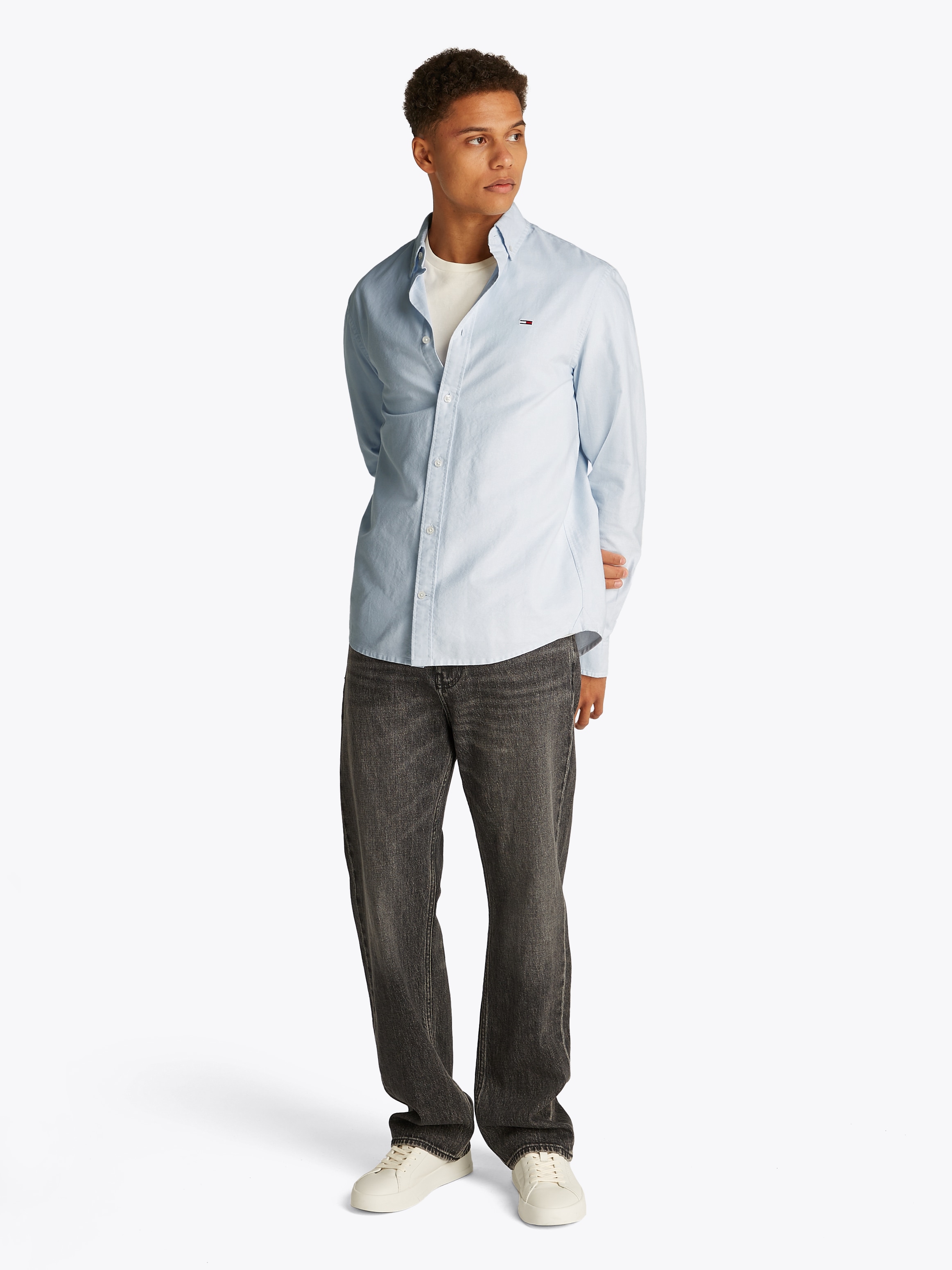 Tommy Jeans Langarmhemd »TJM REG OXFORD SHIRT EXT«, Mit Rundhalsausschnitt
