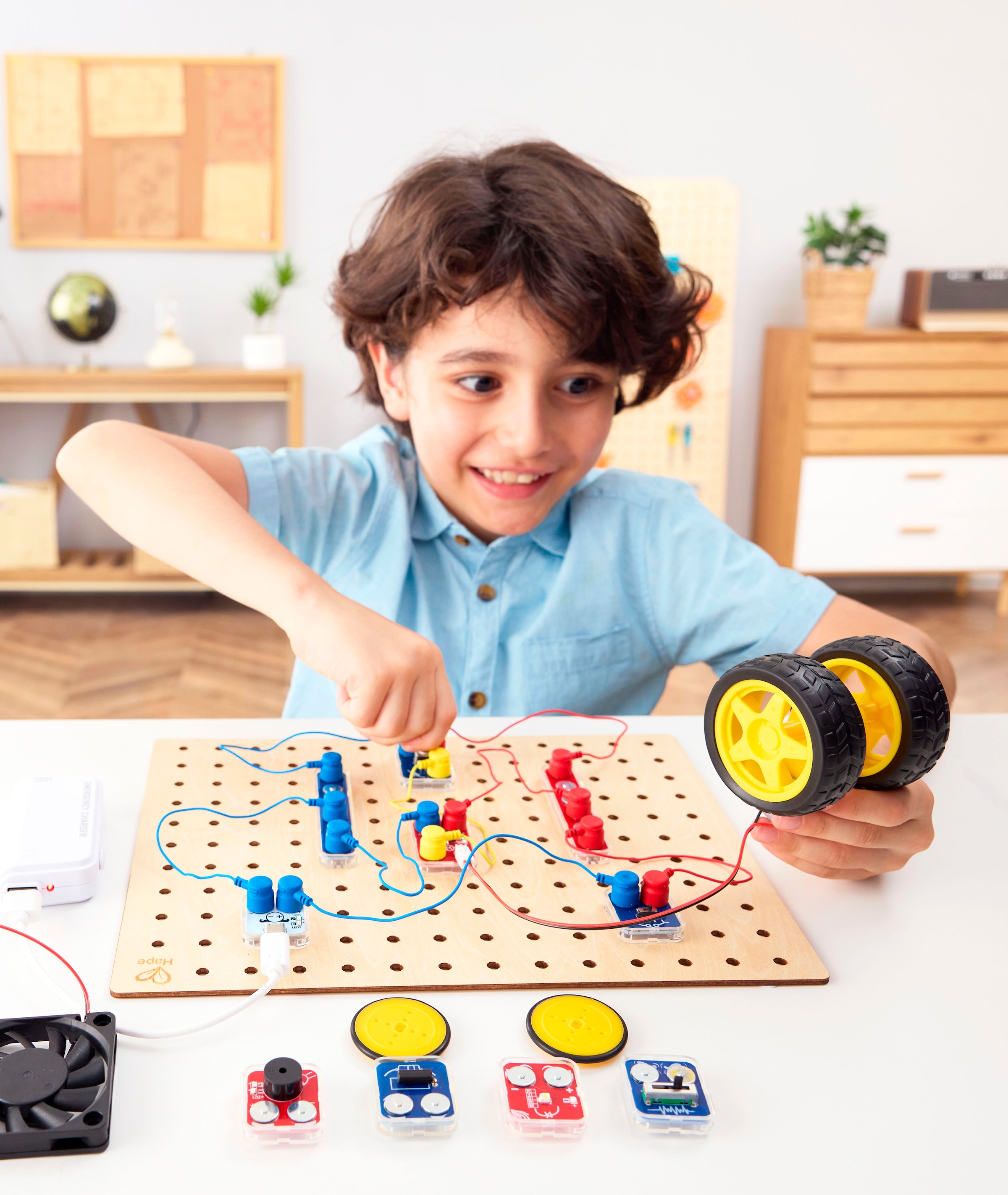 Hape Experimentierkasten »Forscher Schaltkreise-Set Basic«