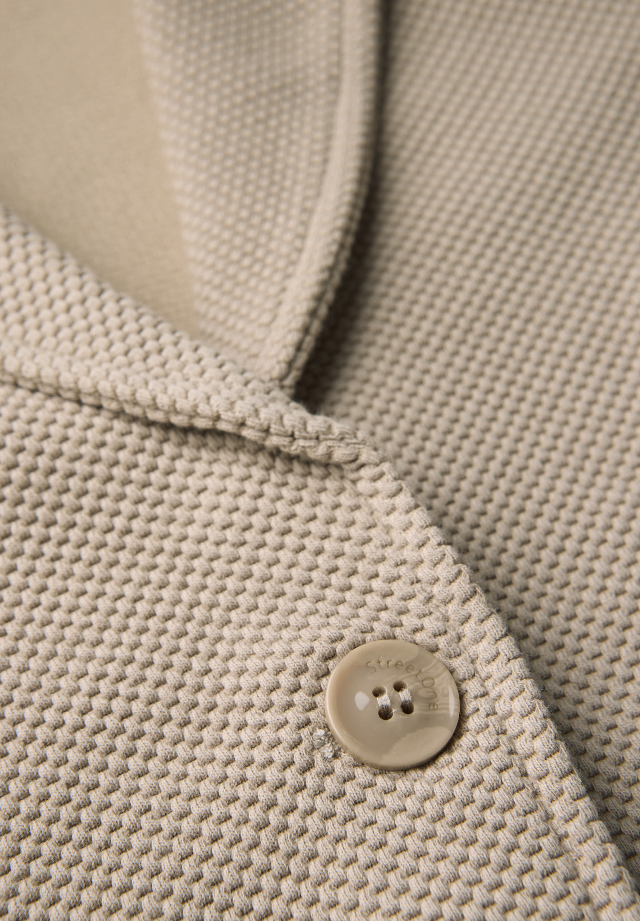 STREET ONE Kurzblazer, aus softem Materialmix
