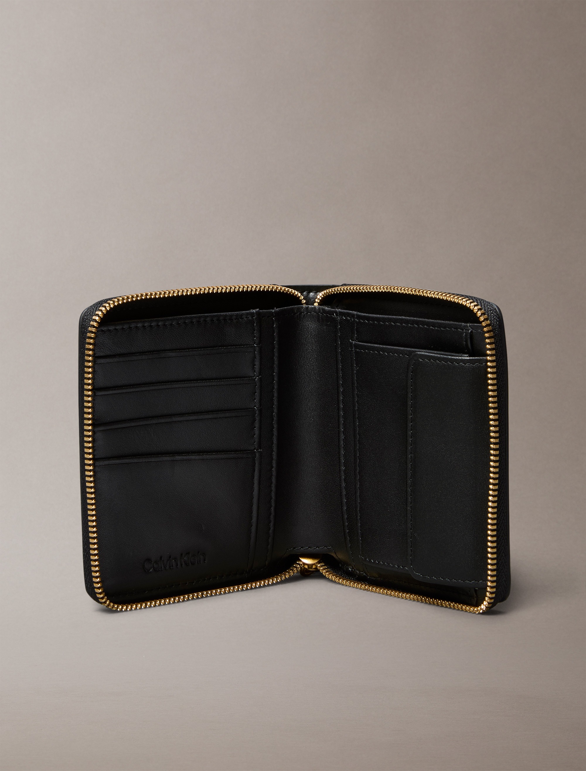 Calvin Klein Geldbörse "HARDWARE SQUARE ZIP AROUND" Damen Geldbeutel, Porte günstig online kaufen