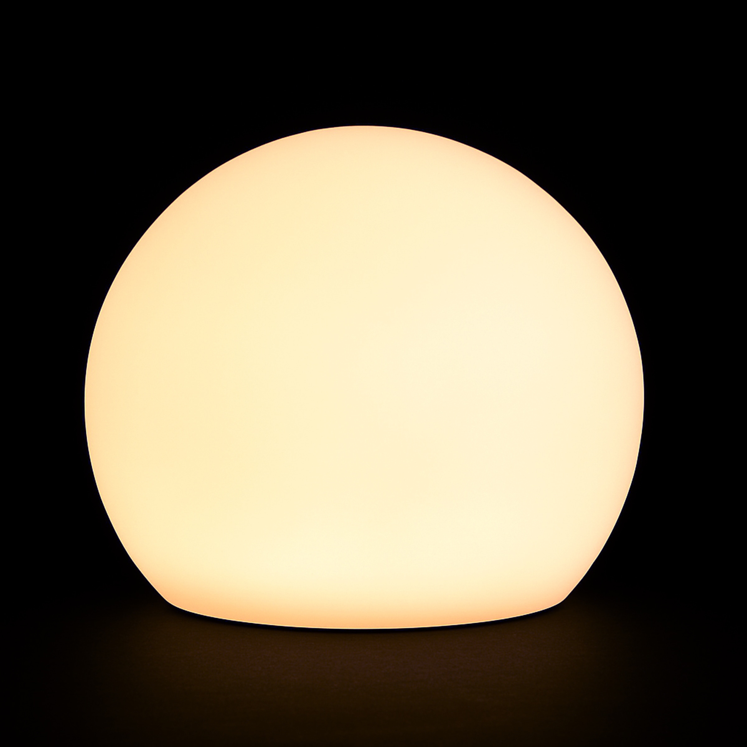 OTTO home LED Solarleuchte »LED Solar Kugel Ø 15cm, RGB + Warmweiss« LED-Modul 1 Stk. RGB | Warmweiß mit Erdspieß