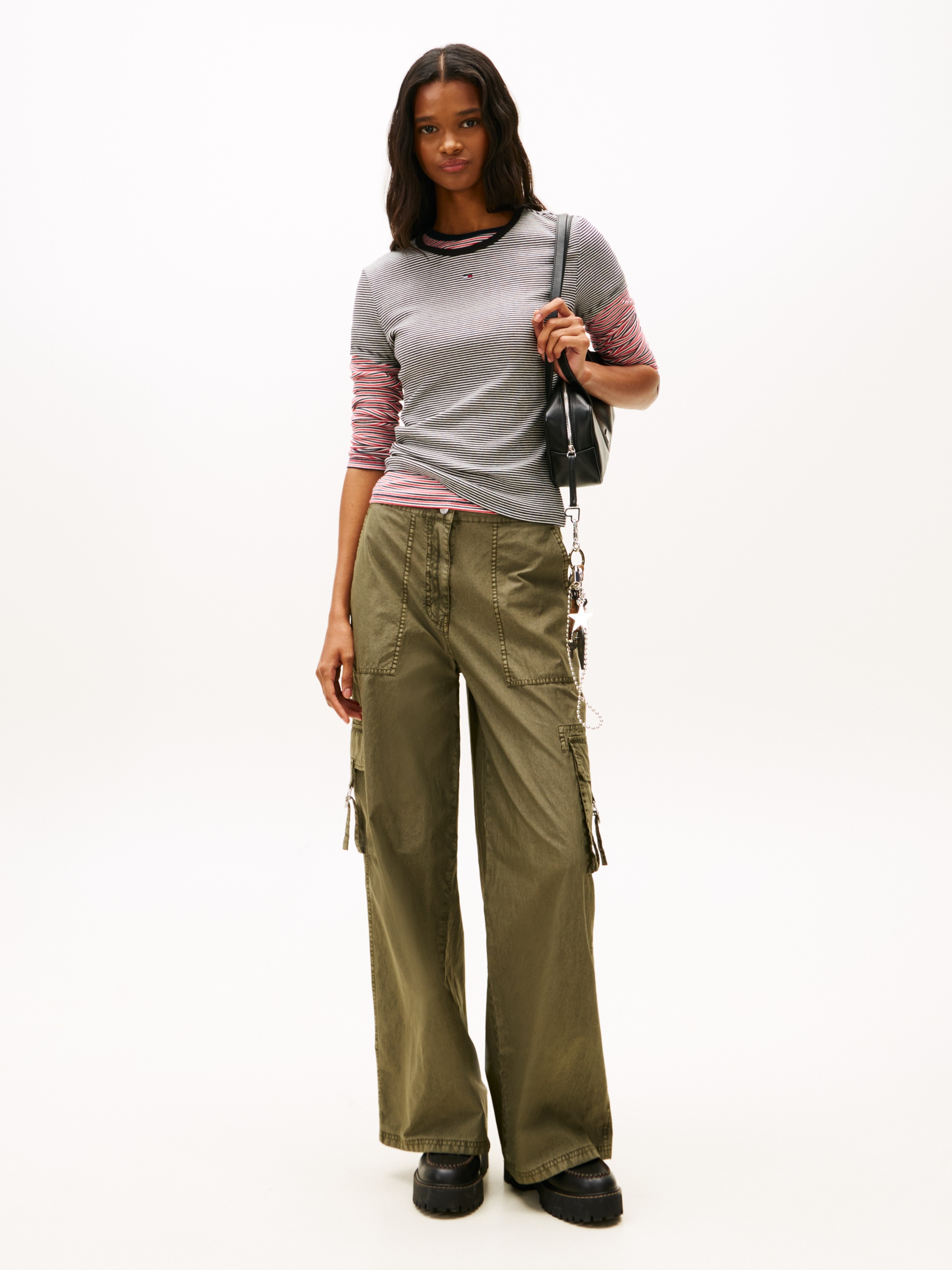 Thumbnail - Tommy Jeans Kurzarmshirt "TJW ESSENTIAL RIB SHORT SLEEVE EXT" Baumwollmischung in gerippter Struktur, Slim Fit