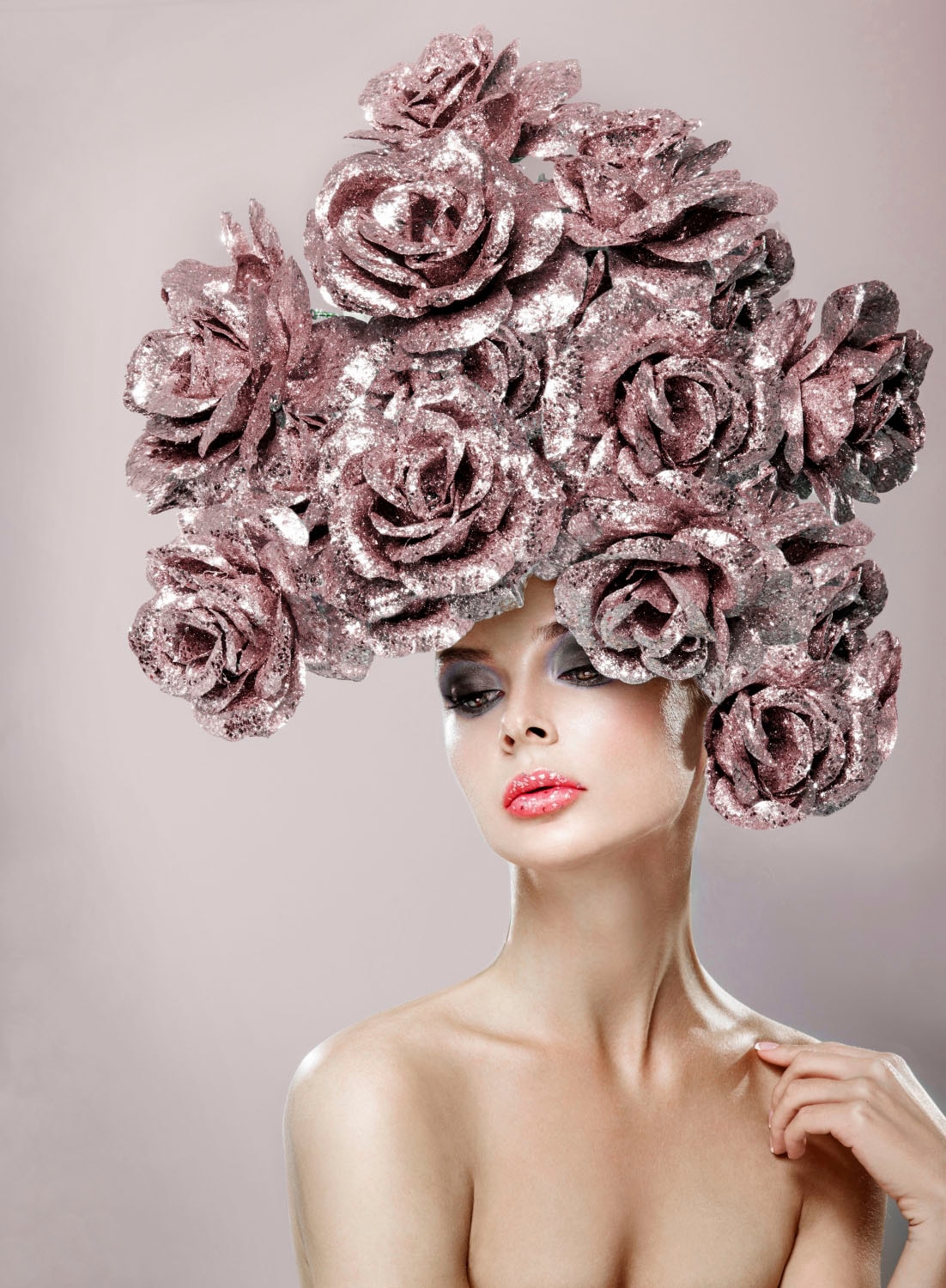 queence Acrylglasbild "Frau mit Blumenhut" Bilder von Frauen  Blumen  Fashi günstig online kaufen