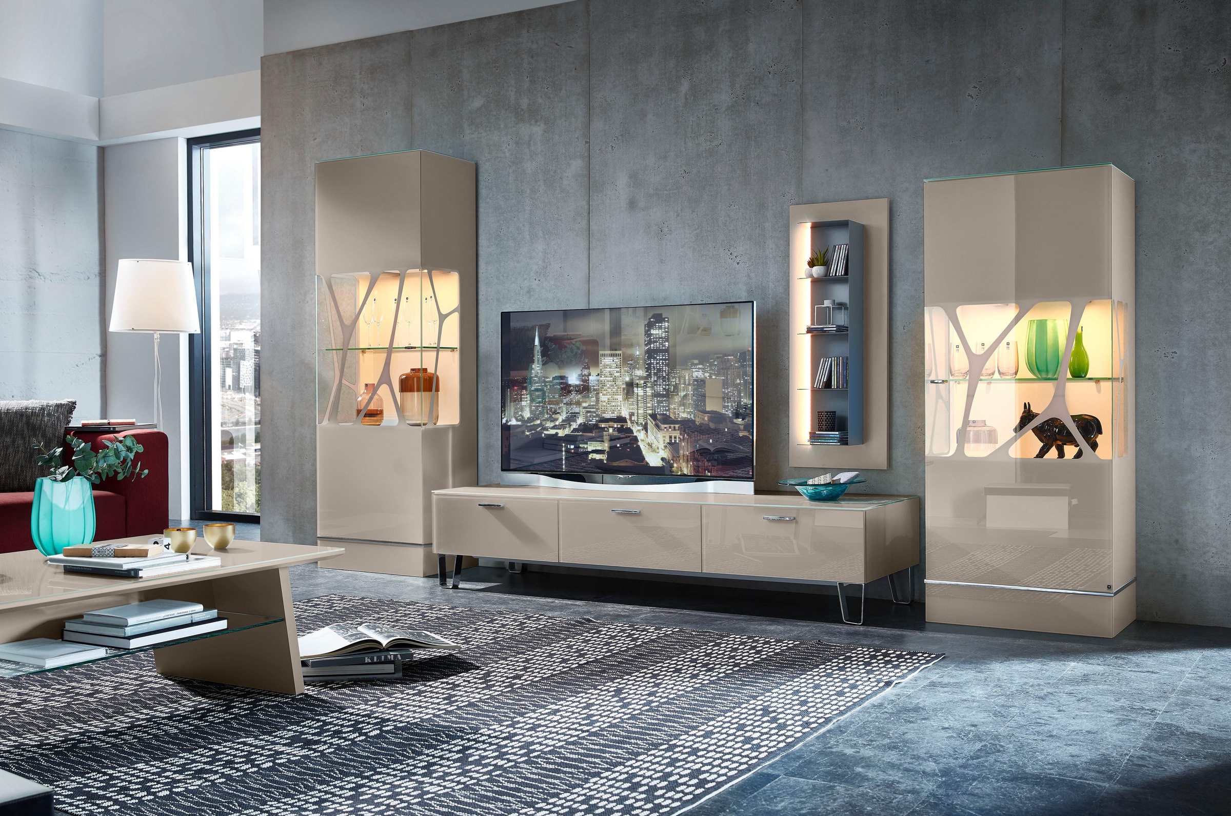 LEONARDO Lowboard »CUBE«, auf Designfüßen, mit 3 Schubladen, Breite 189 cm