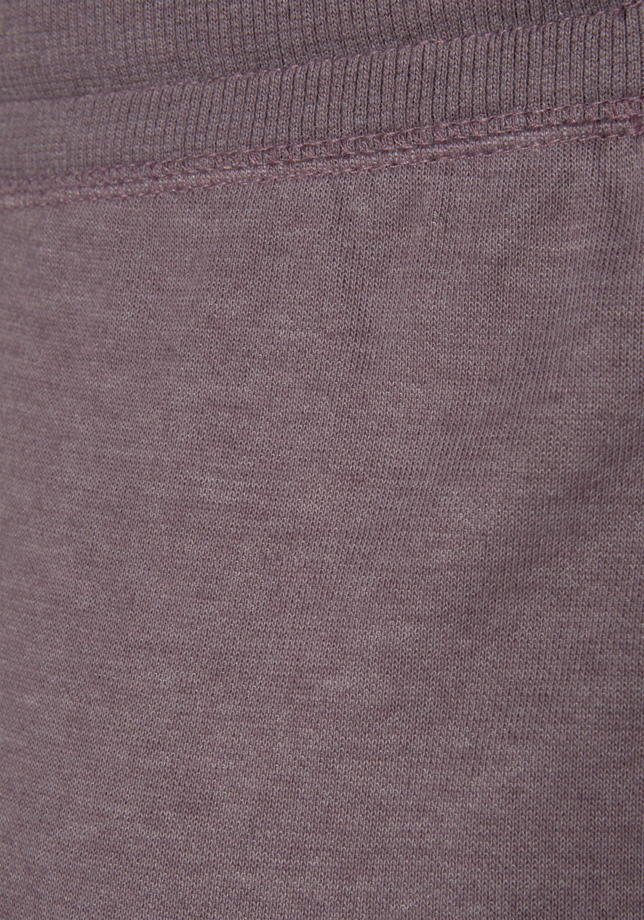 Bench. Loungewear Bermudas, mit aufgeschlagenen Beinsäumen und seitlichen Taschen, Loungewear