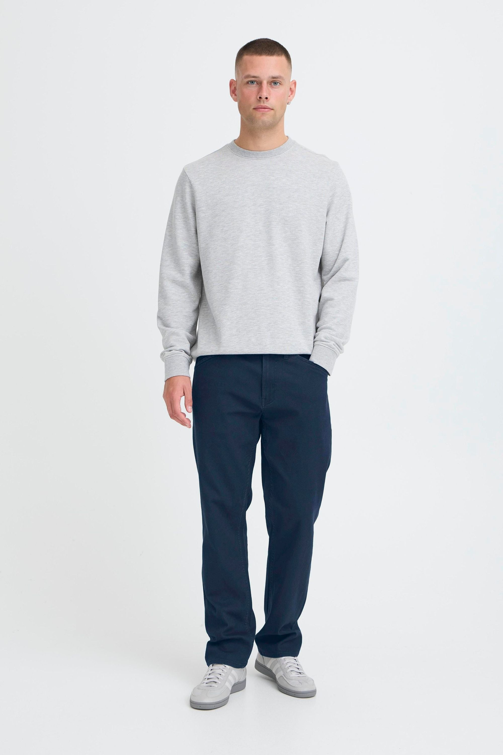 Chinohose BLEND "Chinohose BHMStipo", Herren, Gr. 38, Länge 32, blau (marineblaus), Obermaterial: 98% Baumwolle CO. 2% Elasthan EL., Hosen Chinohose 2