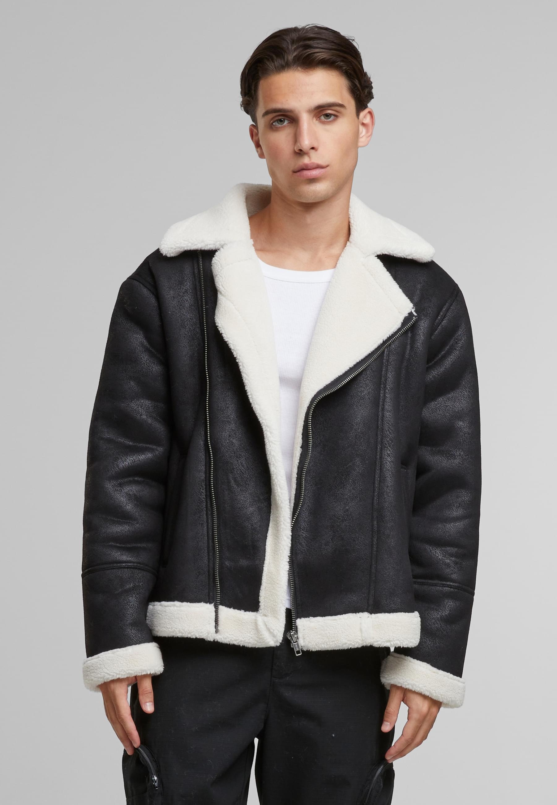 URBAN CLASSICS Winterjacke »Urban Classics Shearling Biker Jacket«, (1 St.), ohne Kapuze