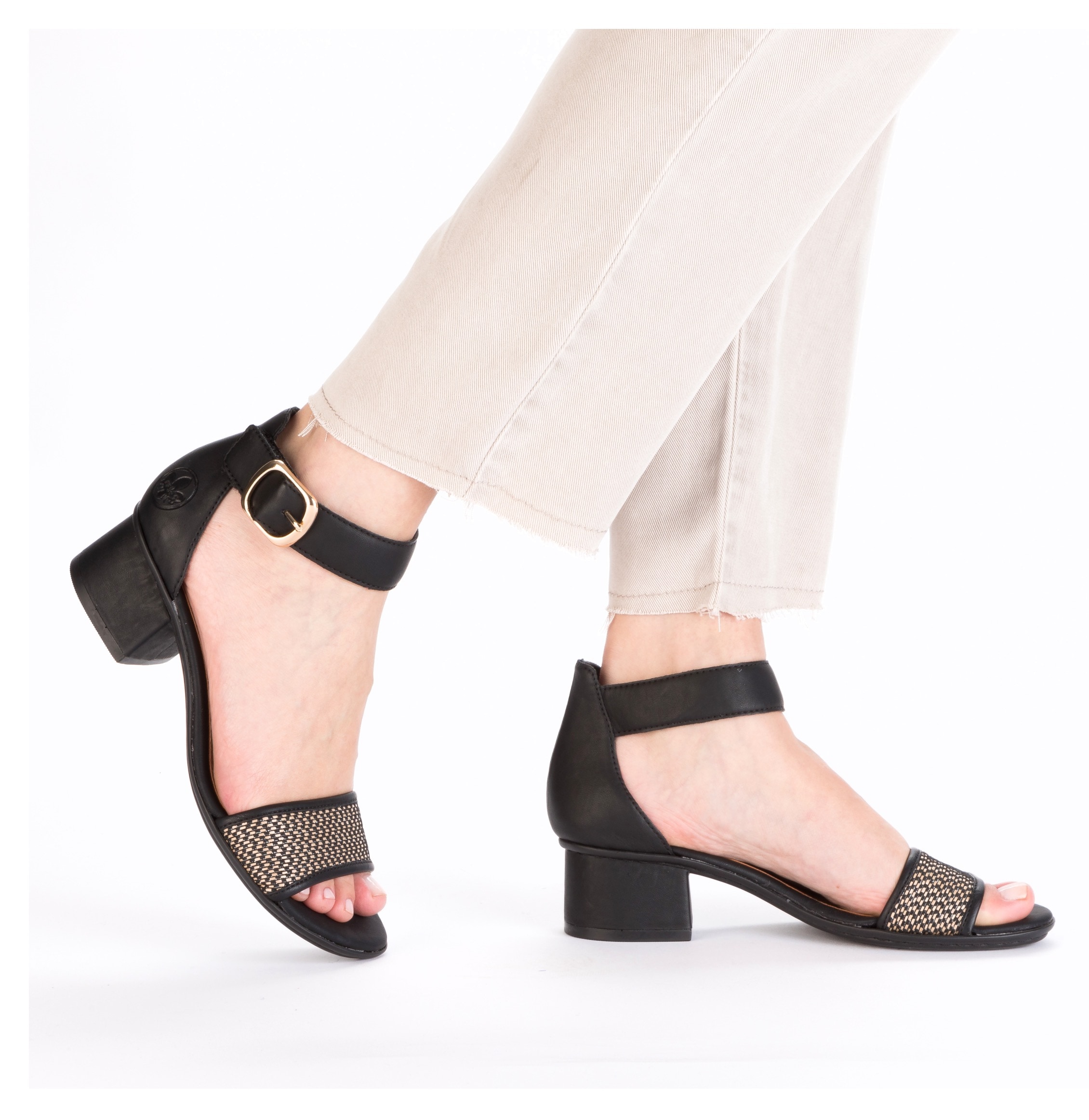 Rieker Sandalette, Sommerschuh, Sandale, Blockabsatz, mit Zierschließe am Klettriemchen