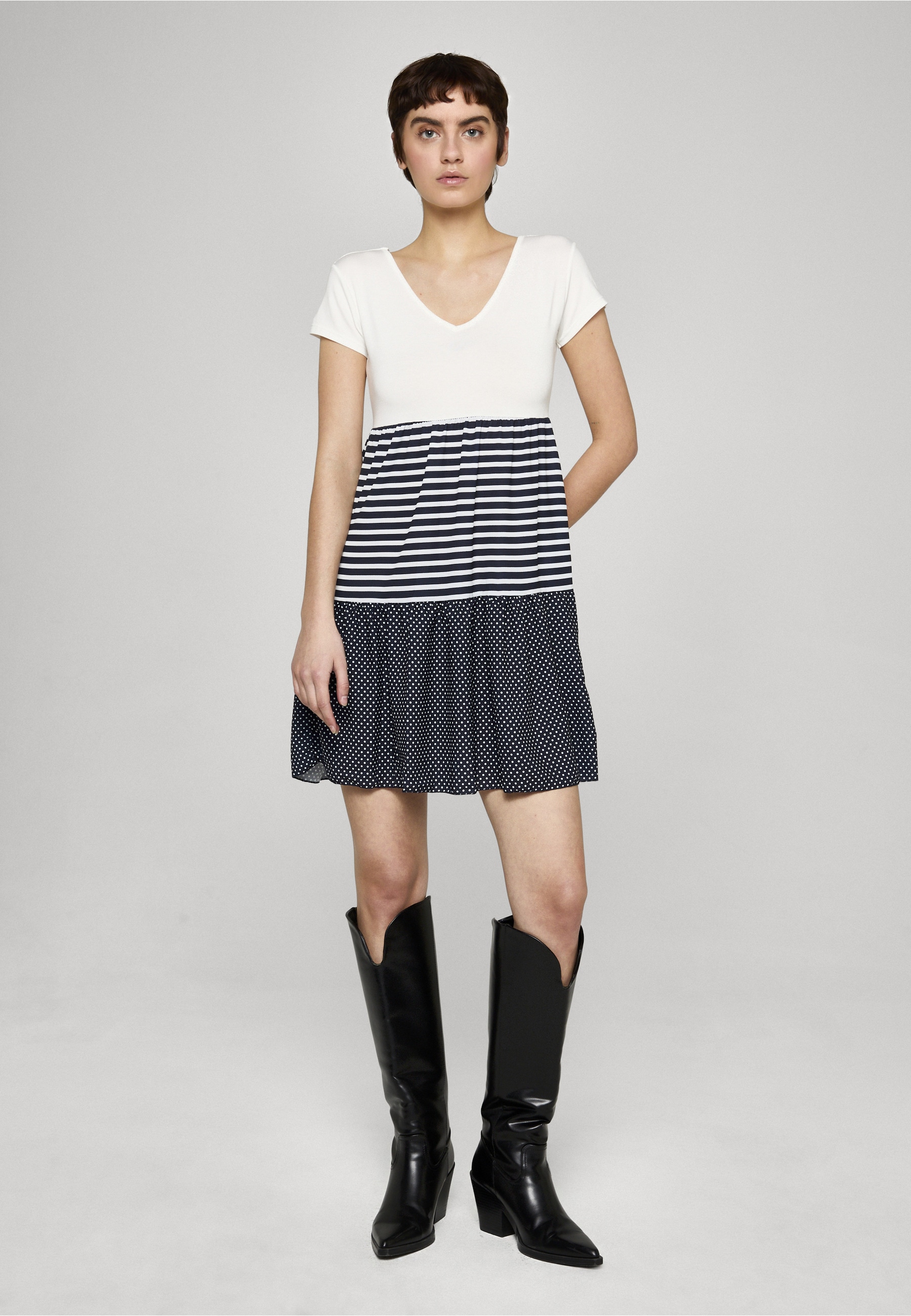 CLOUD 5IVE A-Linien-Kleid »CLOUD 5IVE Cloud5ive COLORBLOCK KLEID« 1 tlg.