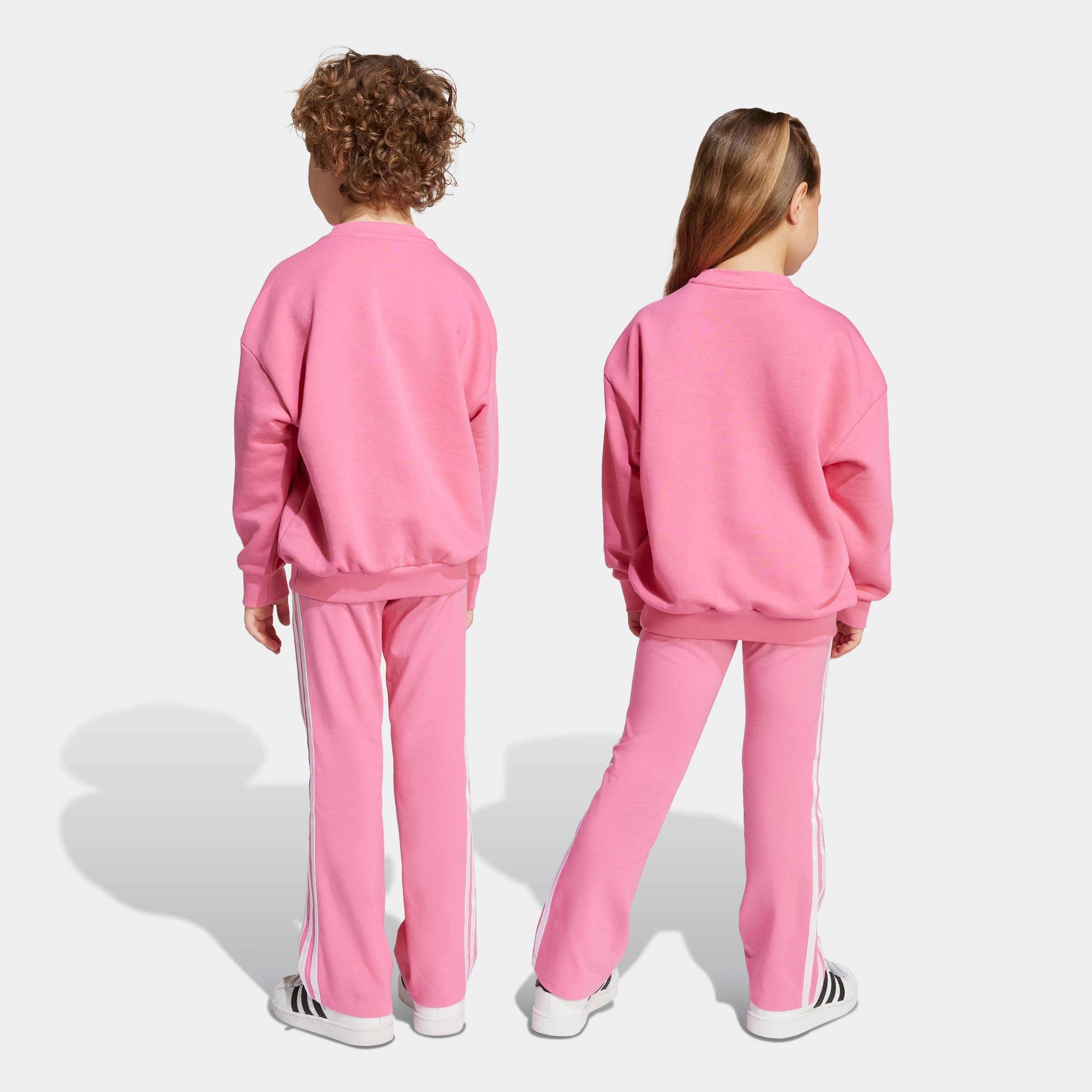 adidas Originals Trainingsanzug »LOOSE CREW SET«, (2 tlg.)