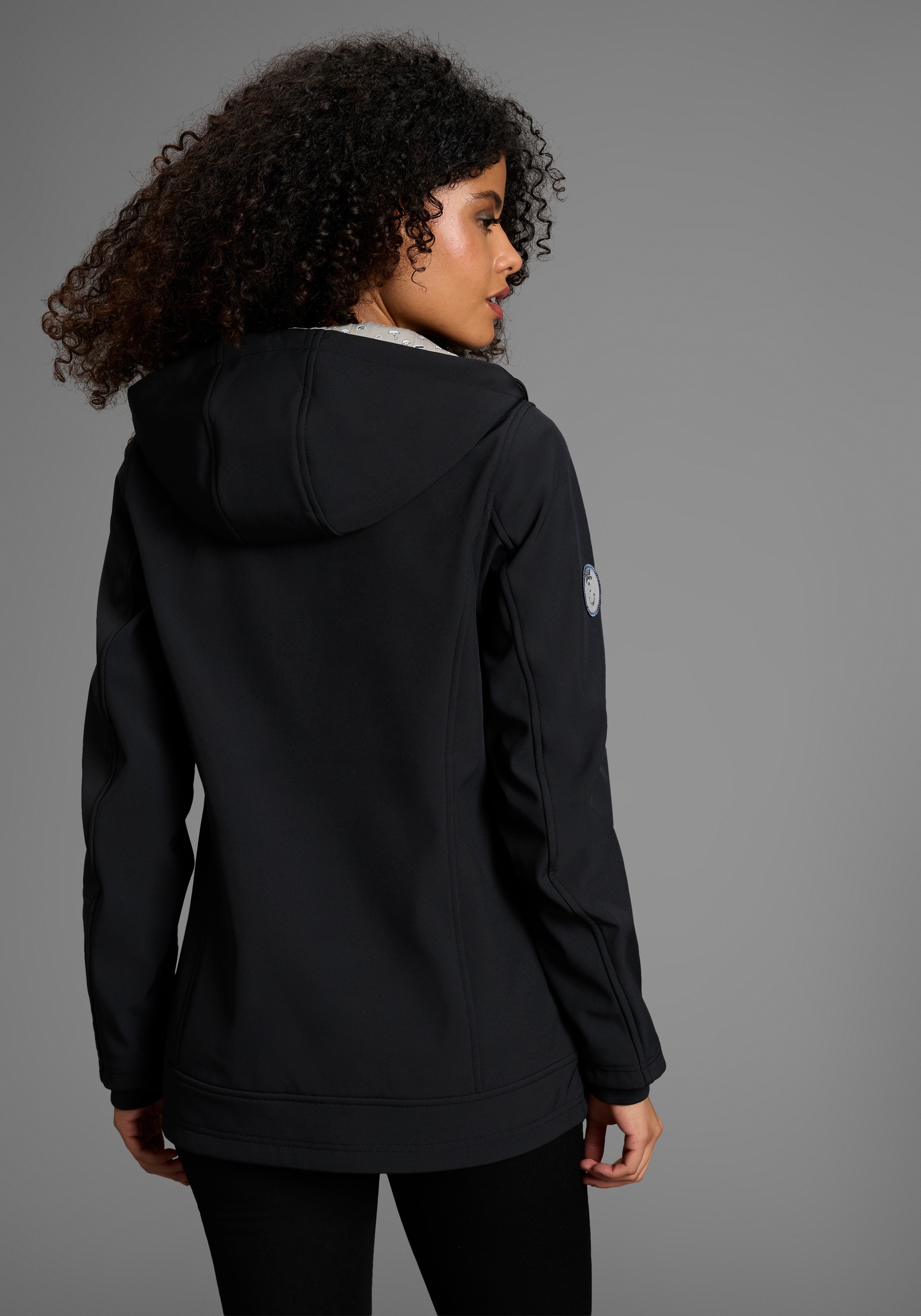 Ocean Sportswear Softshelljacke "aus recyceltem Polyester" mit Kapuze atmun günstig online kaufen