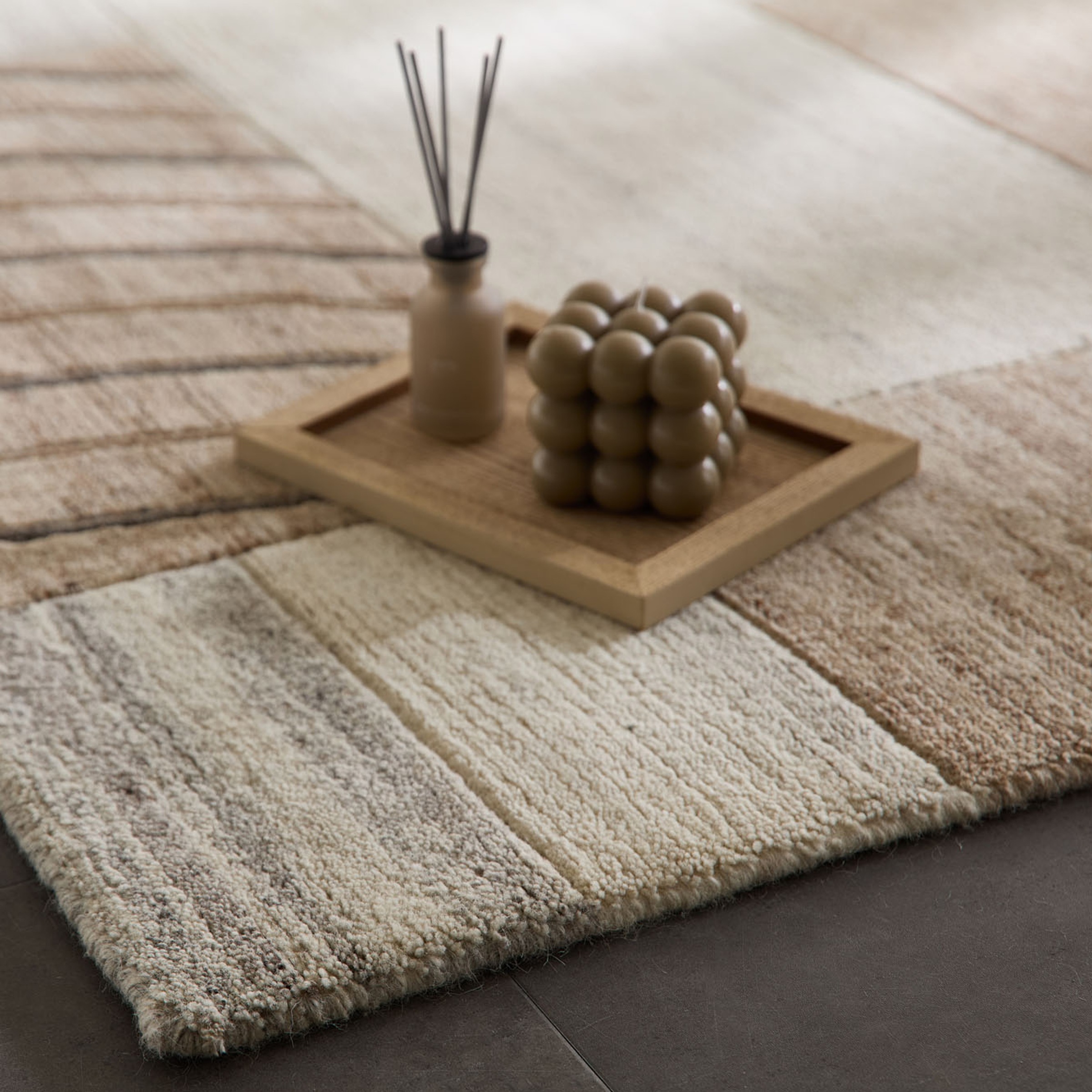 THEKO Wollteppich »Nakarta 2«, rechteckig, 12 mm Höhe, reine Wolle, handgeknüpft, Patchworkdesign, meliert