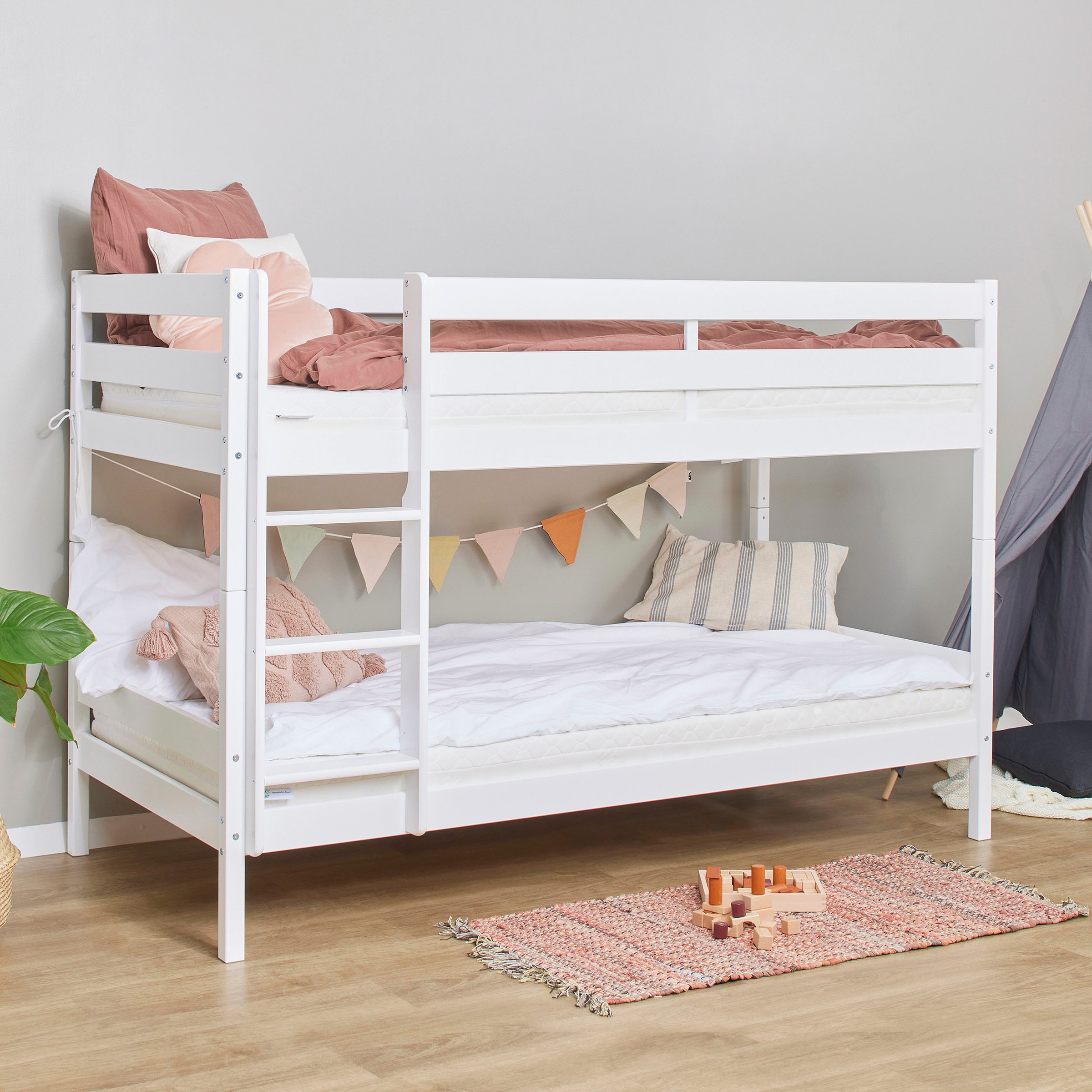 Hoppekids Etagenbett »ECO Comfort Kinderbett 90x200 oder 70x160 aus Massivholz in 4 Farben«, TÜV, FSC und Nordisches Umweltzeichen – wahlweise mit Matratzen