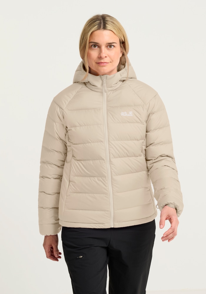 Jack Wolfskin Daunenjacke "WILD PASS DOWN HOODY W RDS" mit Kapuze Daunenjacke mit Kapuze, warm, wind- und wasserabweisend