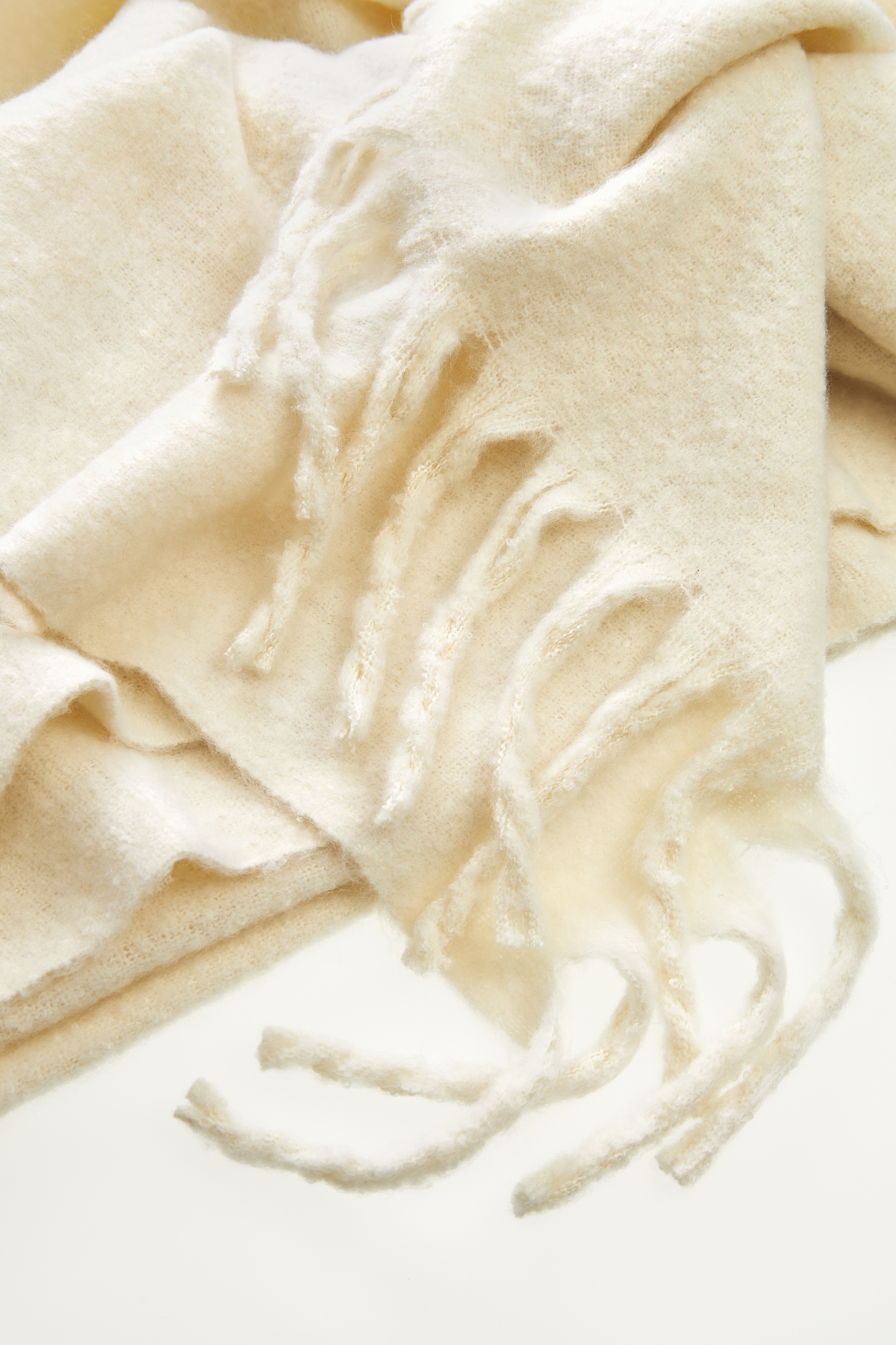 SCHÖNER WOHNEN-Kollektion Wohndecke »Plenty«, mit langen Fransen