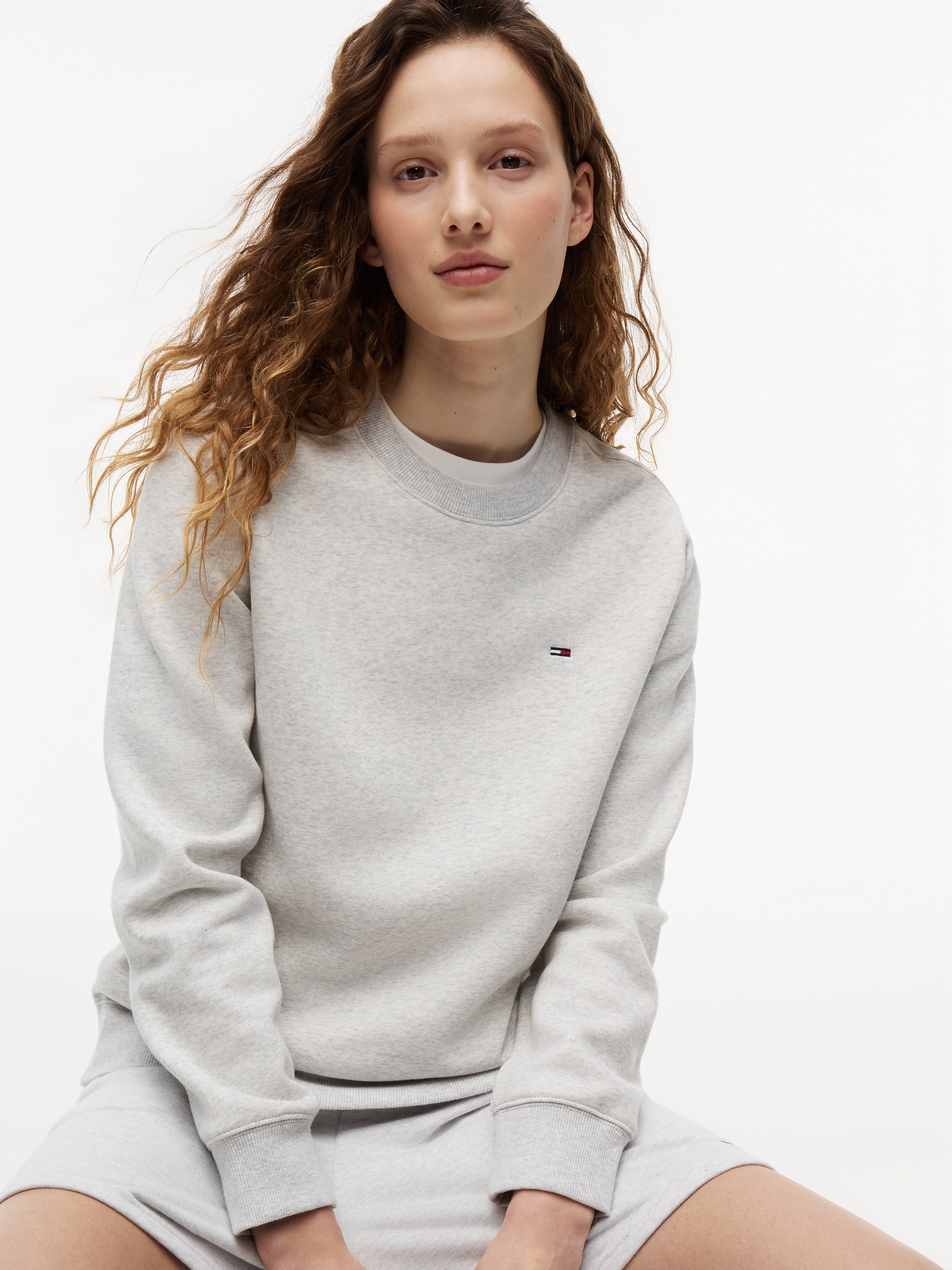 Tommy Jeans Sweatshirt »TJW REG S FLAG CREW«, Baumwollmischung
