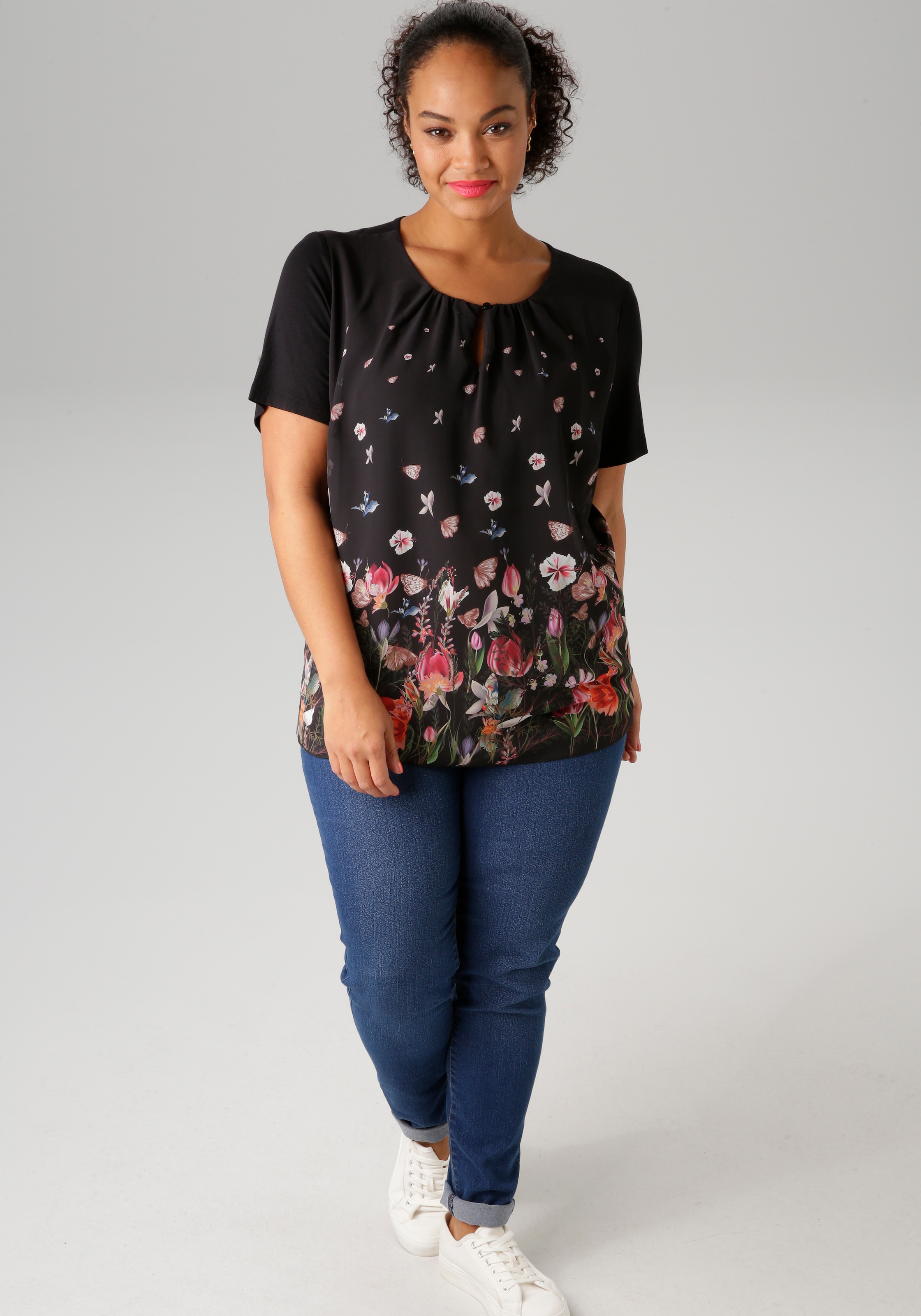 Aniston PLUS Shirtbluse, mit farbenfroher Blumenwiese bedruckt - NEUE KOLLEKTION