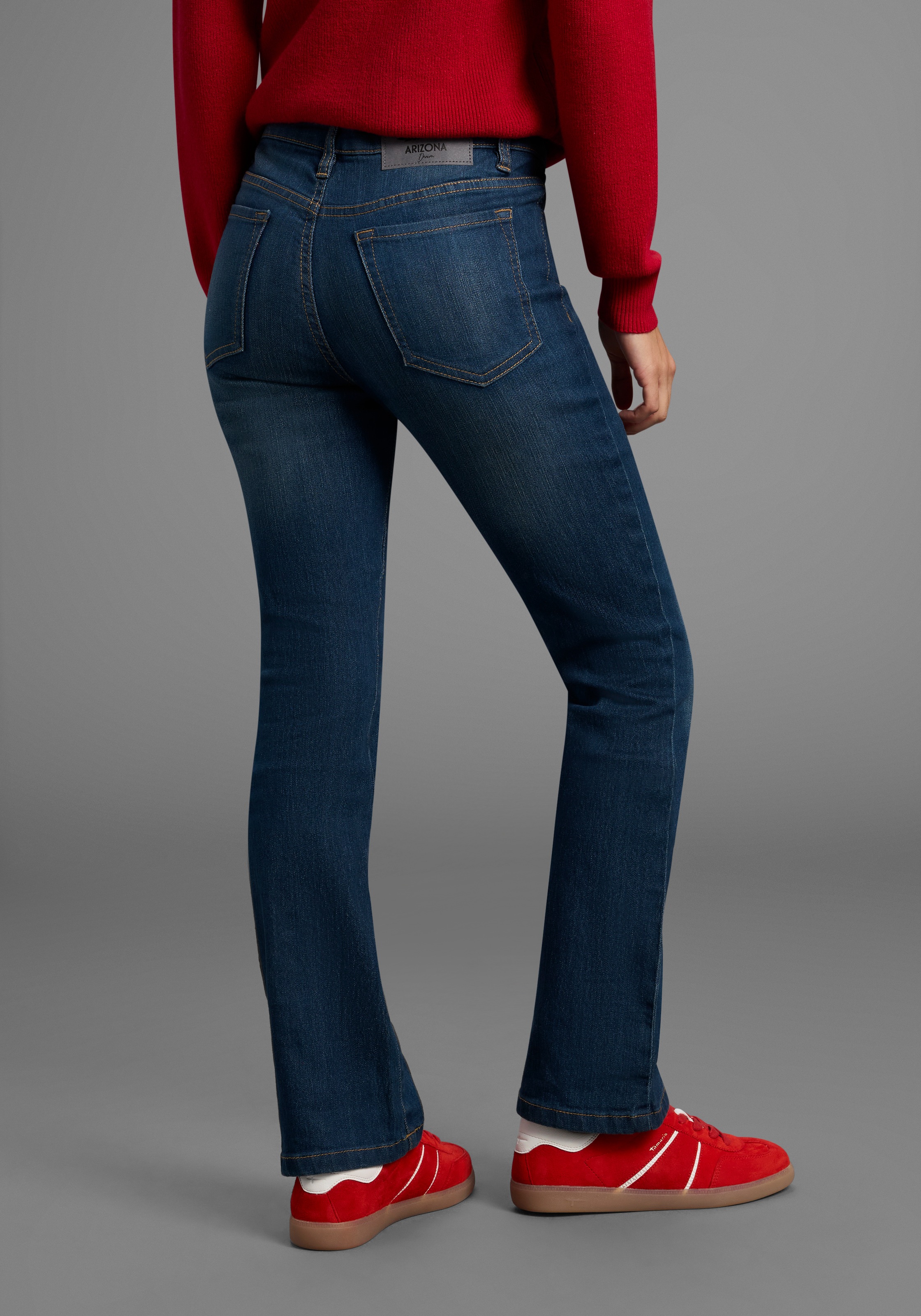 Arizona Bootcut-Jeans "Baby-Boot" Bootcut-Stil, figurbetonte Passform, mit günstig online kaufen
