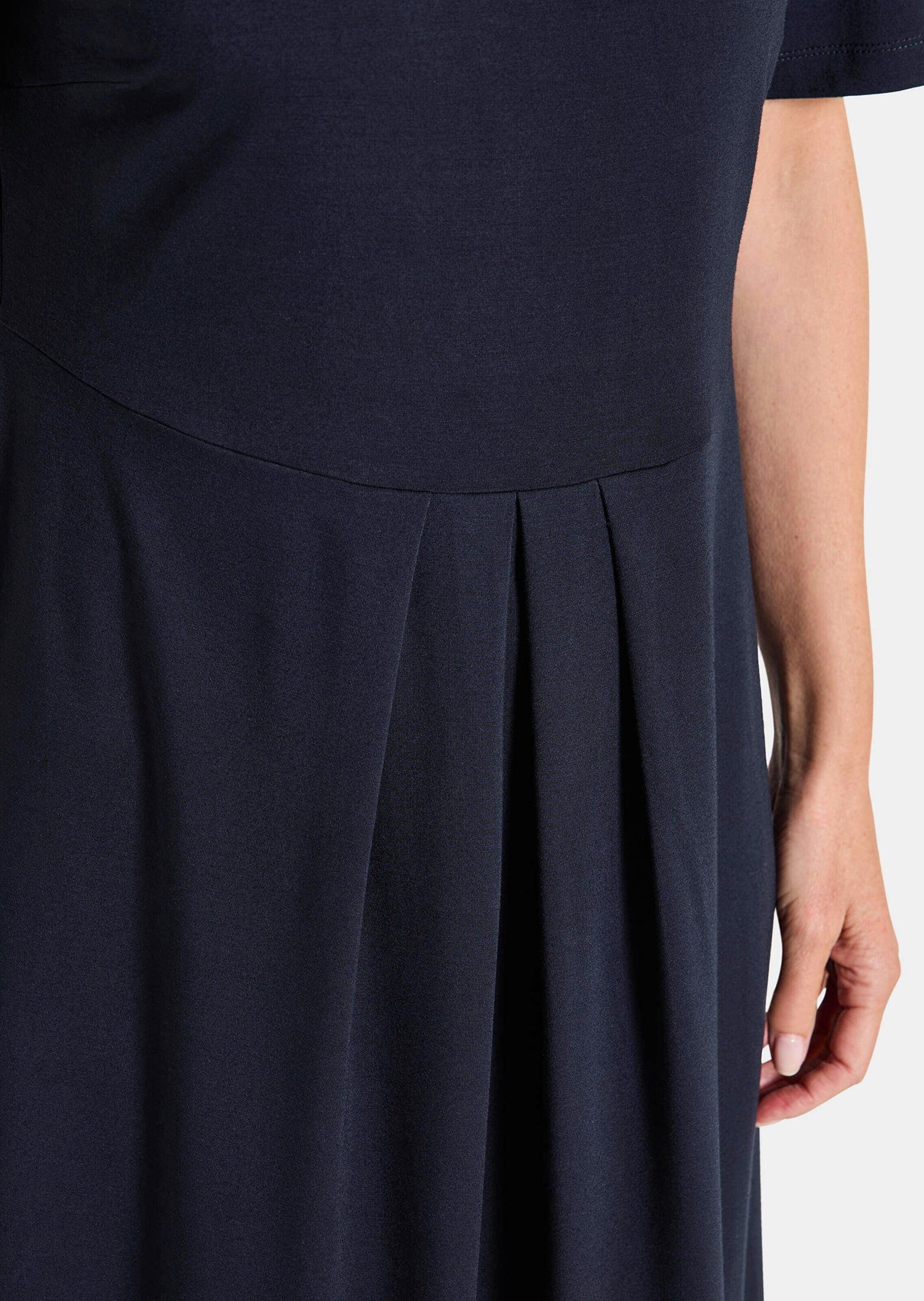 GOLDNER Jerseykleid »Kurzgröße Viskosekleid mit Kellerfalten« Ohne Taschen stretchbequemer Viskosejersey