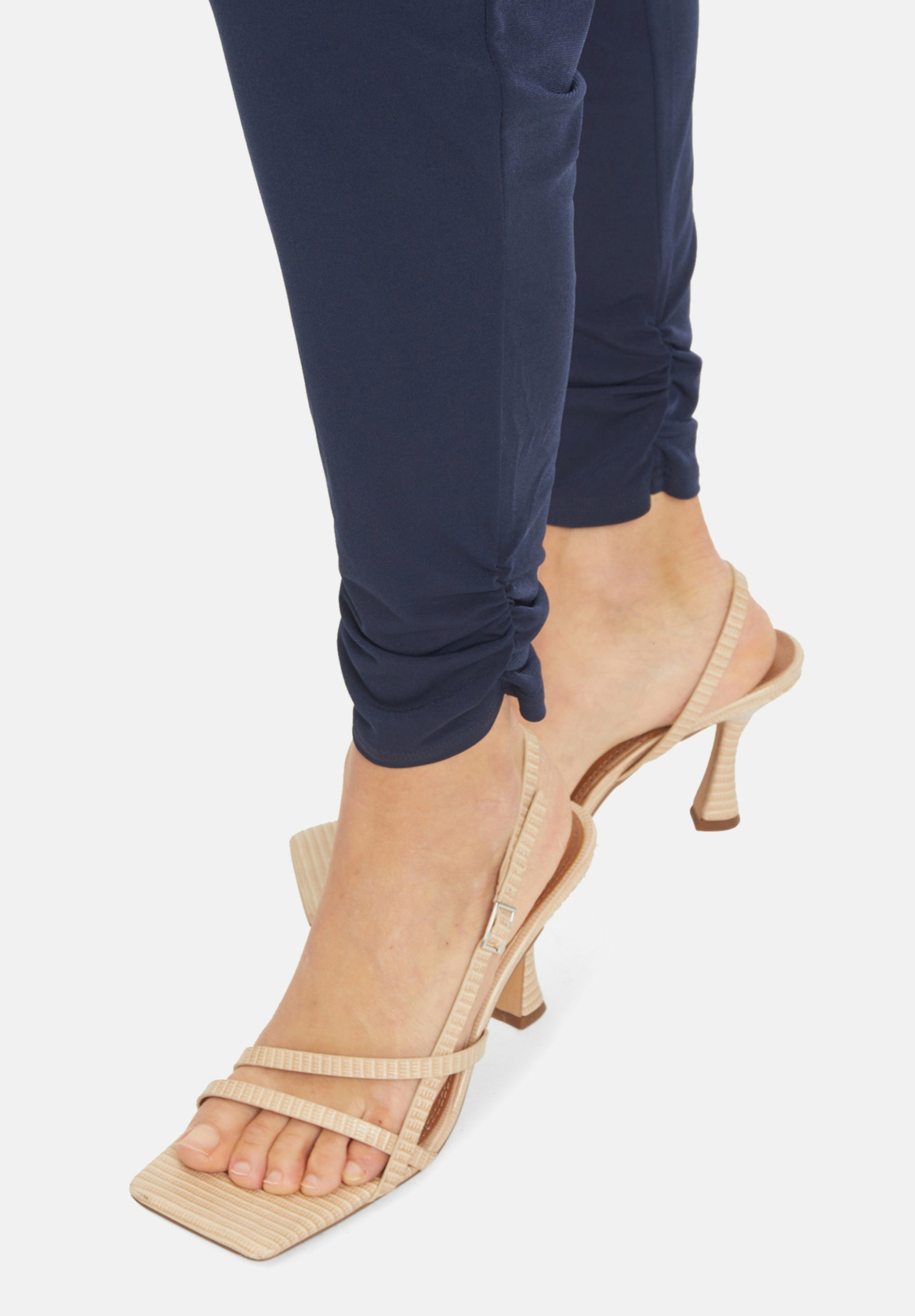 Vera Mont Overall »Vera Mont Jumpsuit mit Cut-Outs«, (1 tlg.), Cut-Outs