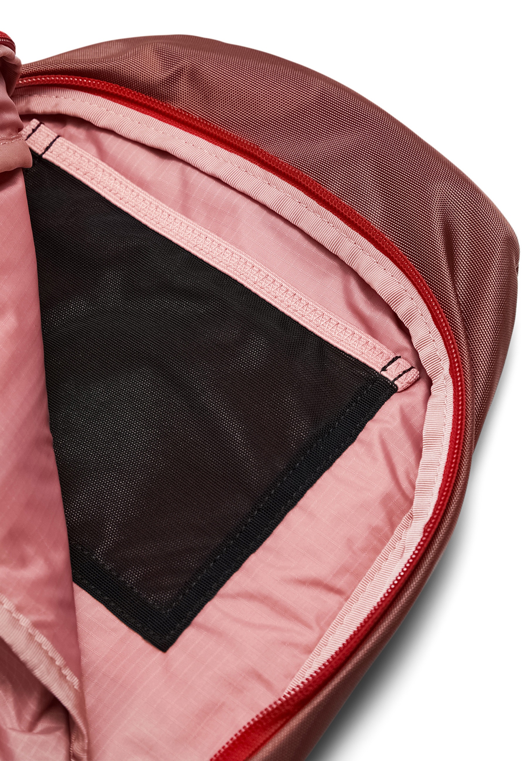 Peak Performance Umhängetasche »Outdoor Crossbody Bag 8,6l«