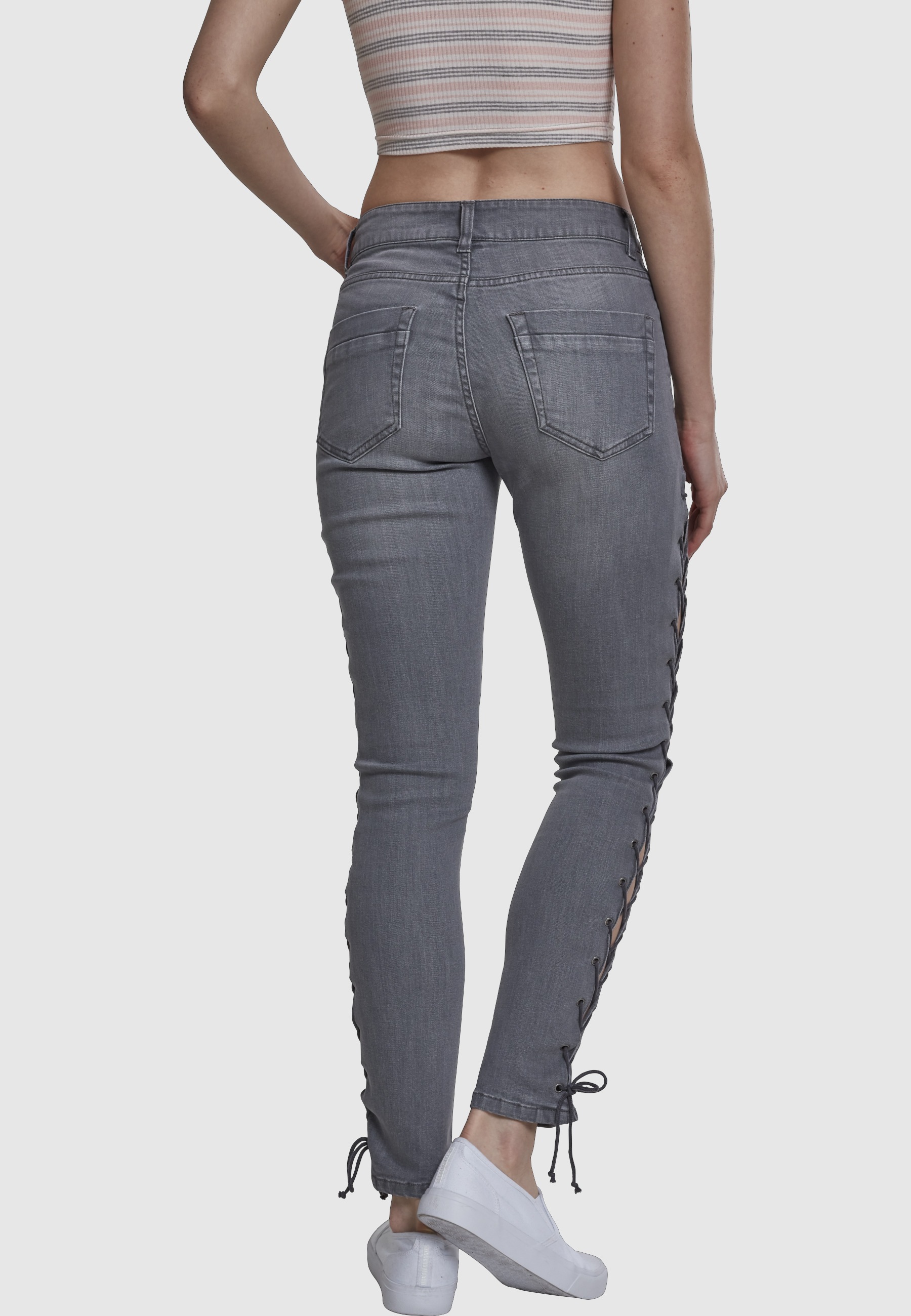 URBAN CLASSICS Bequeme Jeans »Urban Classics Damen Ladies Denim Lace Up Skinny Pants« 1 Stk.