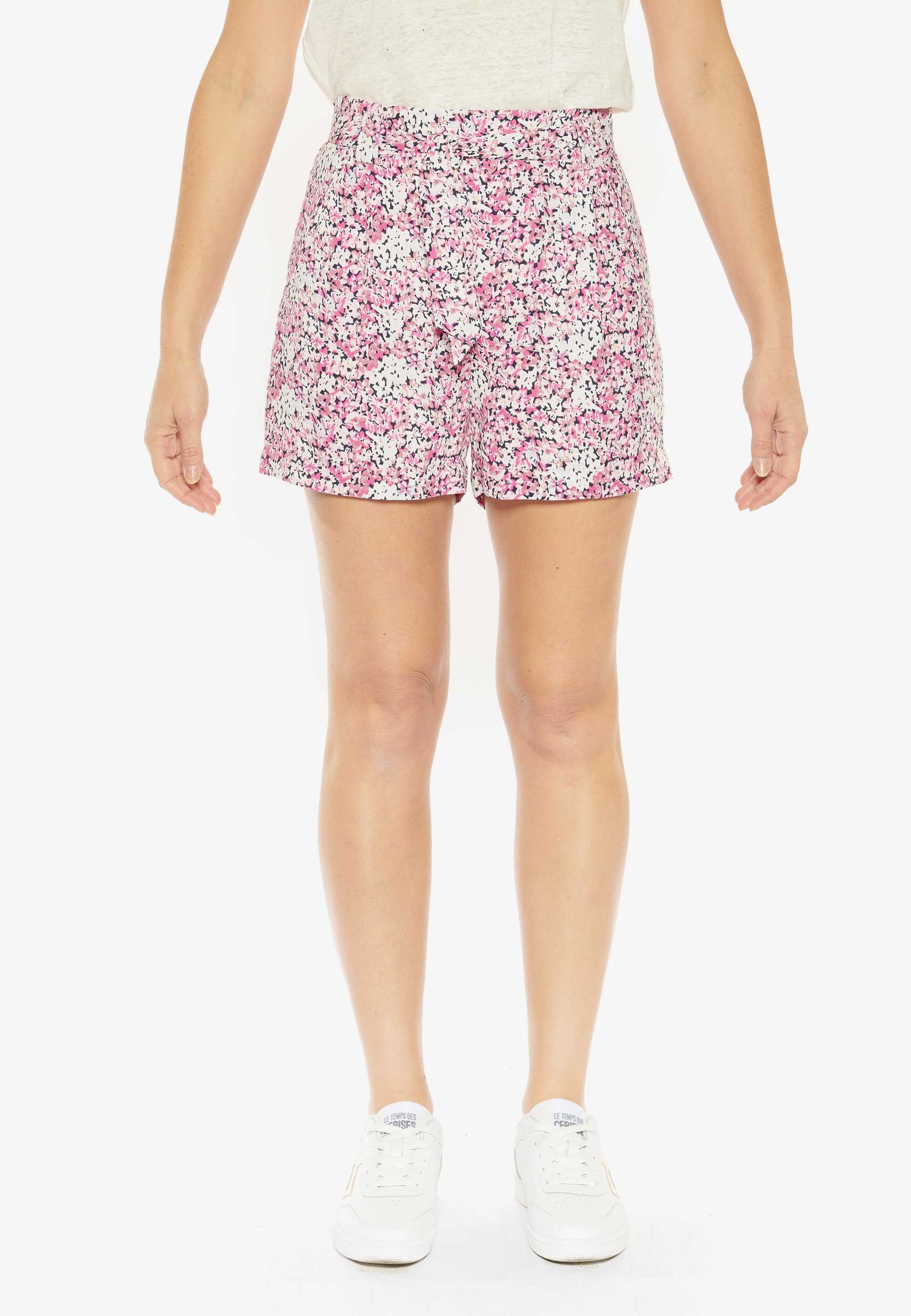 Le Temps Des Cerises Shorts "DUNA", mit filigranem Blüten-Print