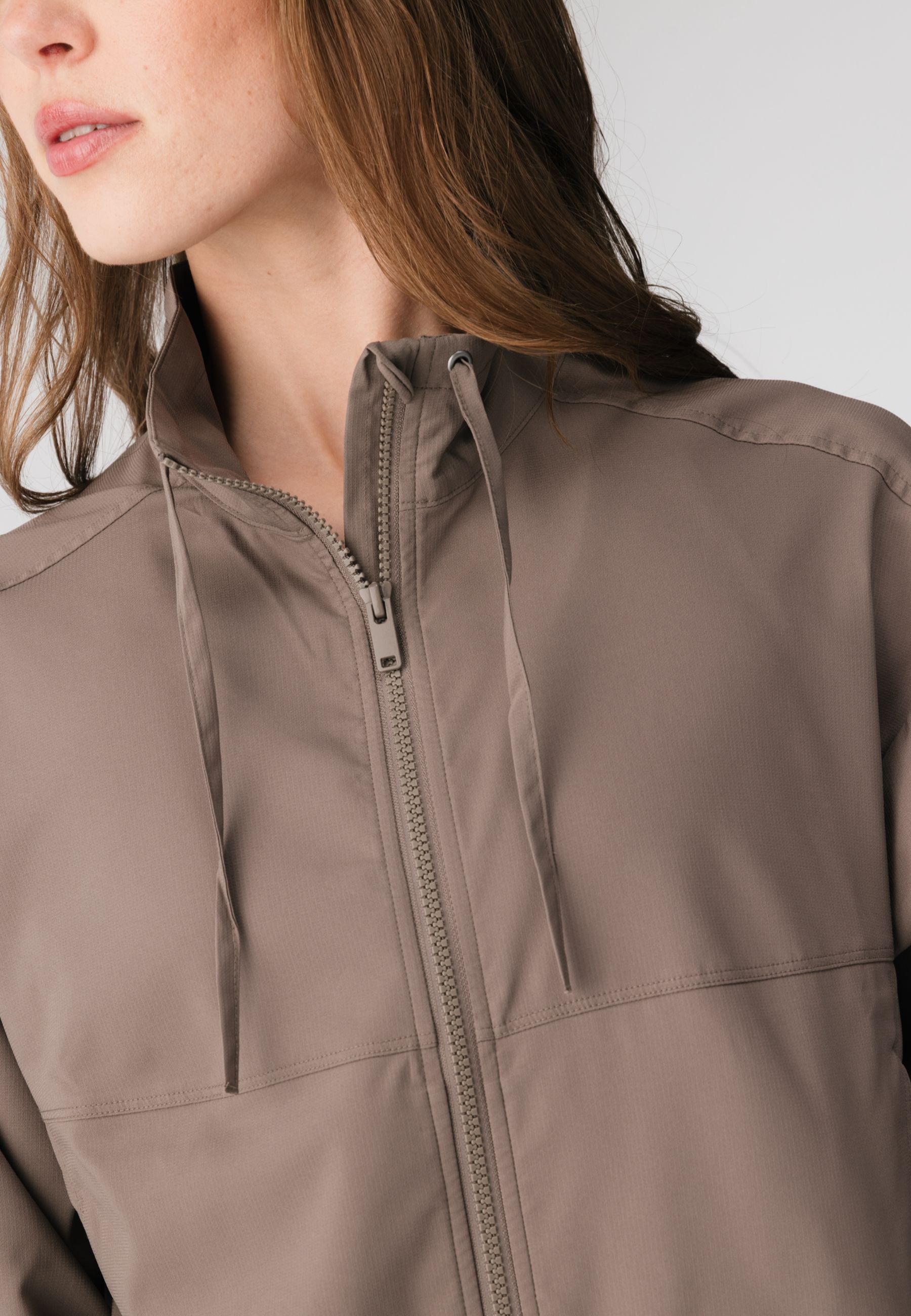 GIRLFRIEND COLLECTIVE Windbreaker »Girlfriend Collective Miller Zip Up Track Jacket« 1 Stk. tlg. ohne Kapuze