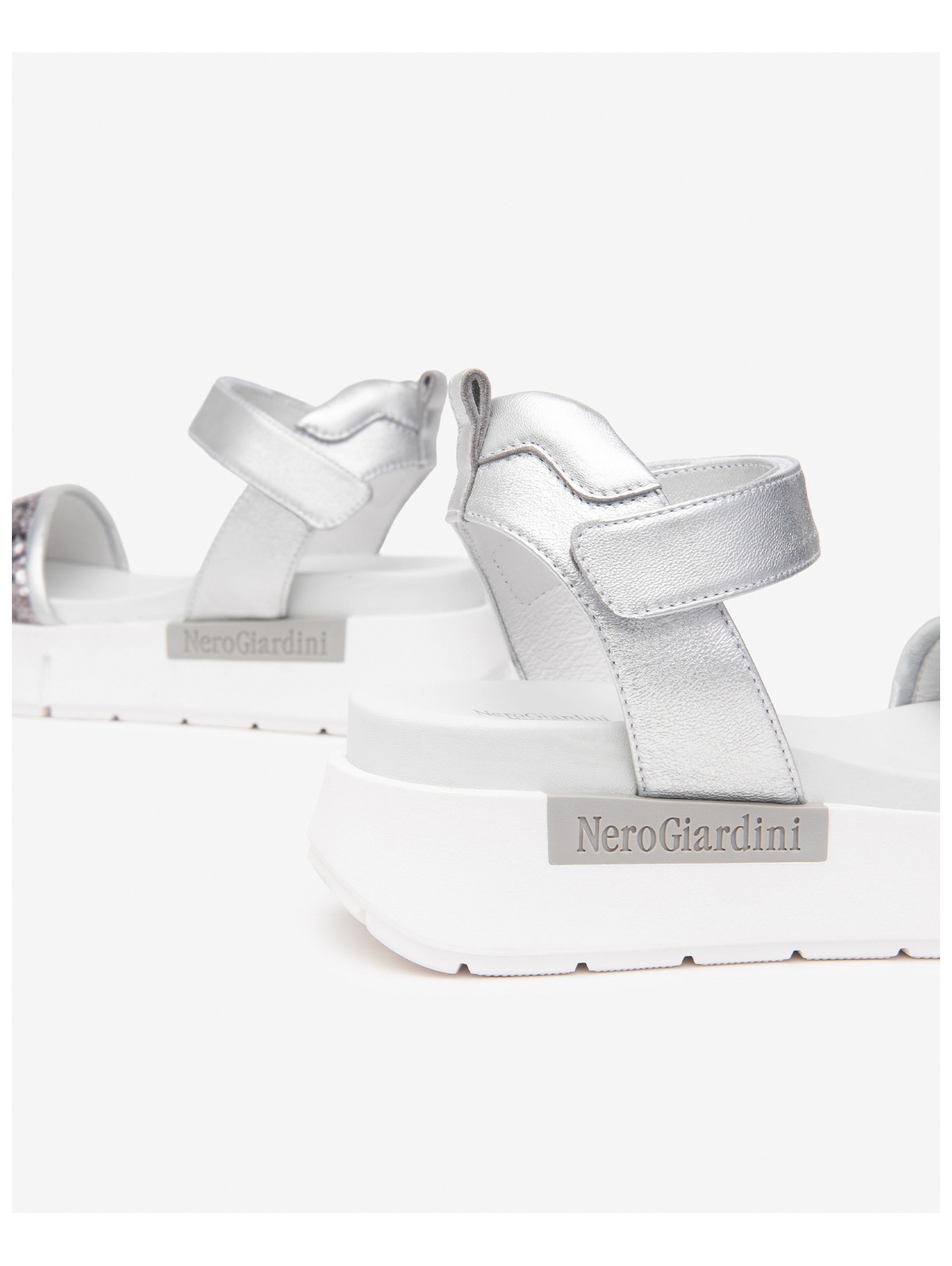 Nero Giardini Riemchensandale »Nero Giardini Sandalen Lederimitat/Textil«