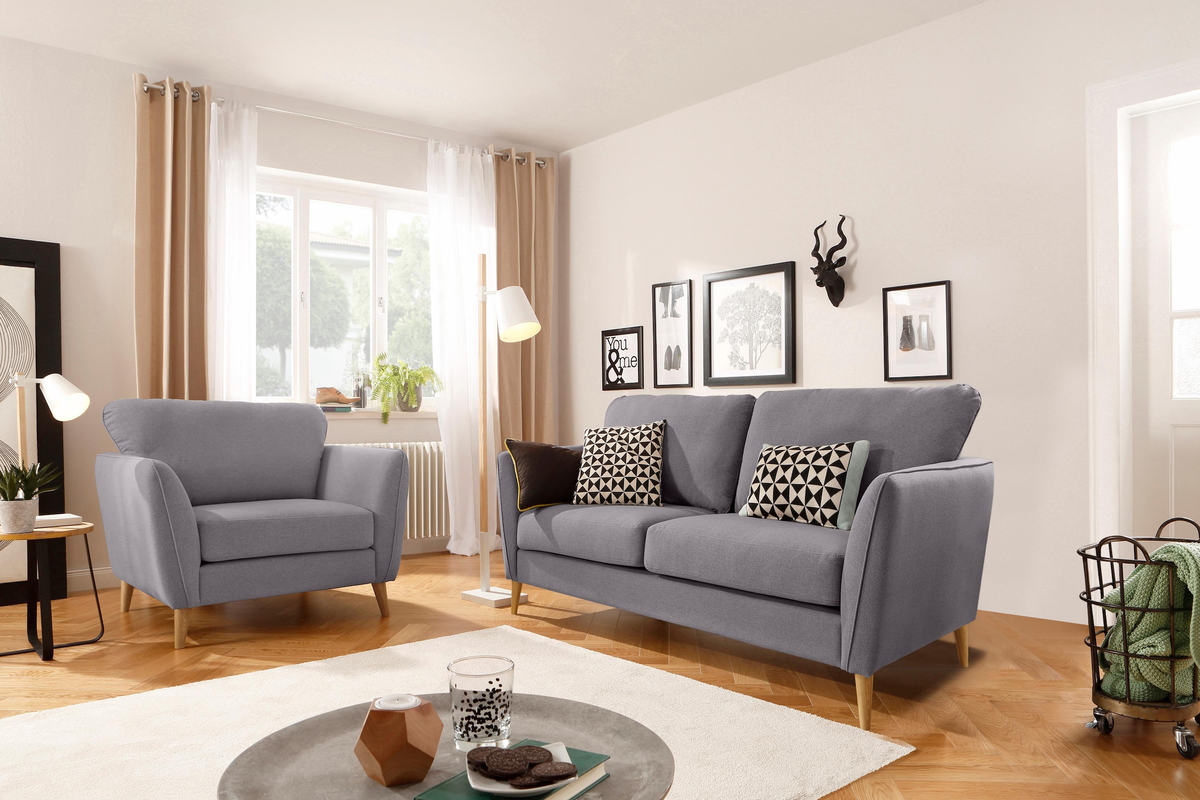 Home affaire 2-Sitzer »MARSEILLE Kompaktsofa 170 cm, Cord, Flachgewebe, Struktur, Webstoff«, Massivholzbeine Eiche, Landhausstil, Wellenunterfederung