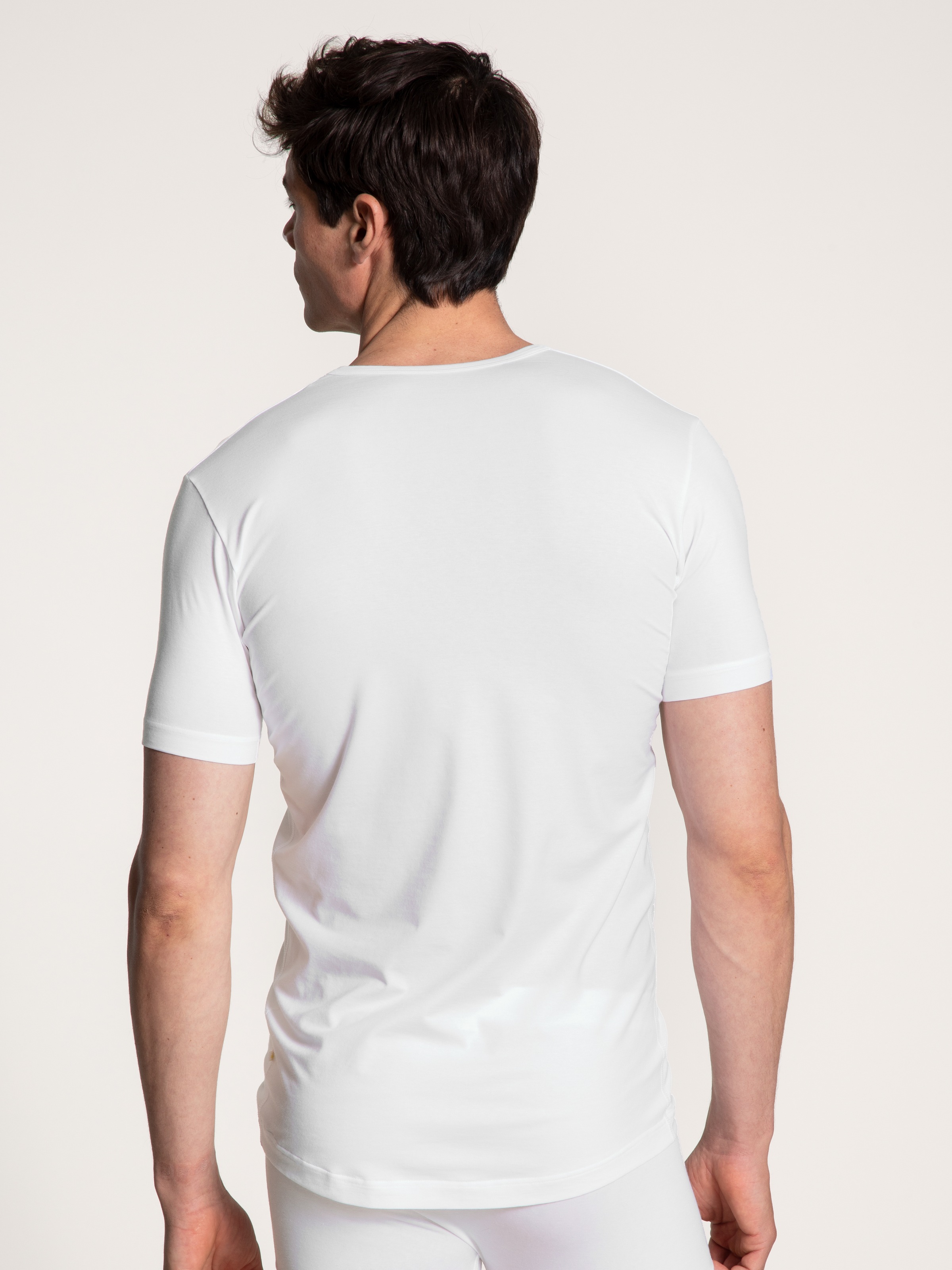 CALIDA Shirttop »Focus«, mit lässigem V-Ausschnitt