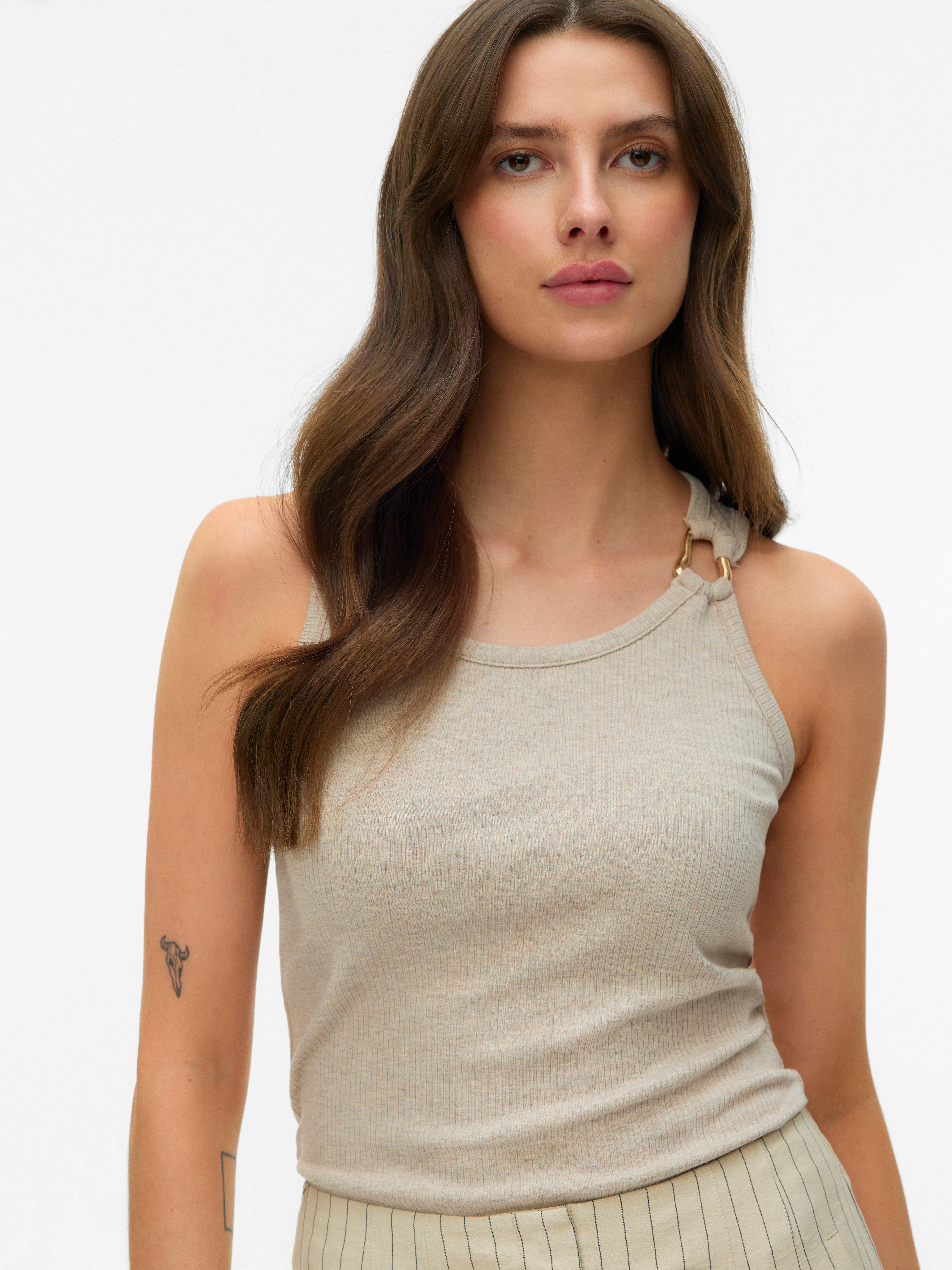 Vero Moda 1100000002199 "VMKIKI S/L O-NECK TOP JRS BTQ" Viskosemischung, regular fit