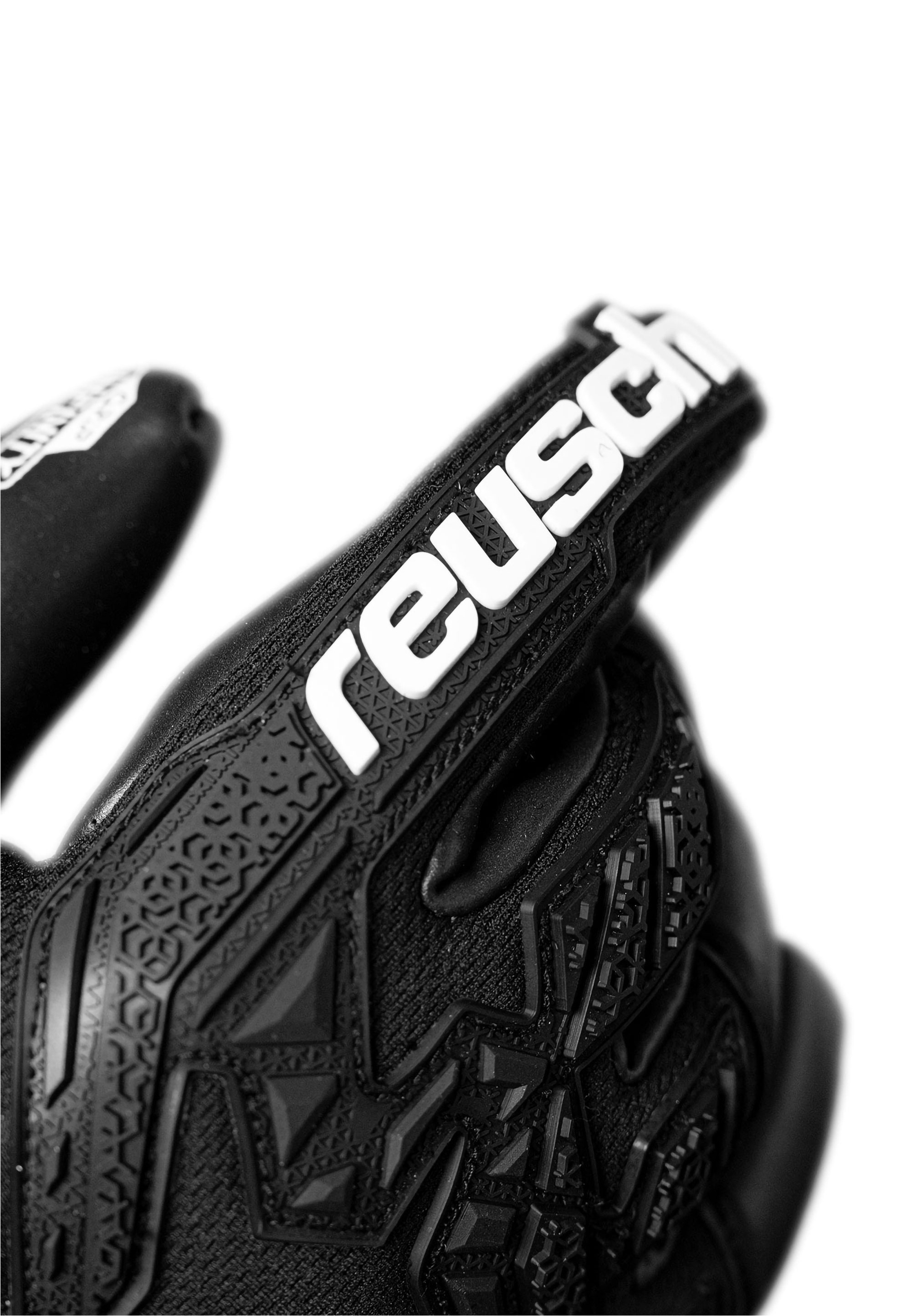 Reusch Torwarthandschuhe »Attrakt Freegel Infinity«, mit maximalem Grip