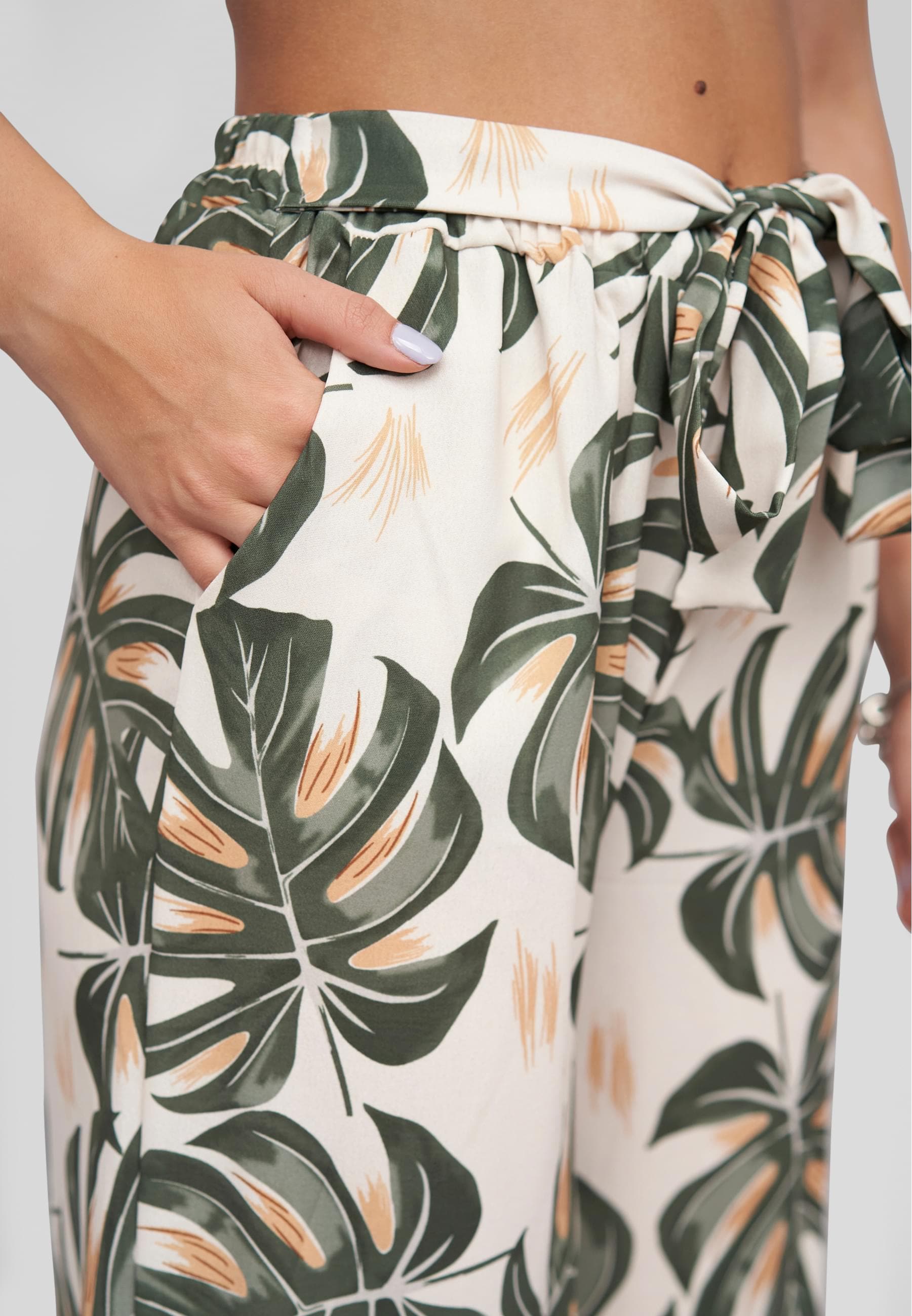 CLOUD 5IVE Stoffhose »CLOUD 5IVE Summer Pants with palm print and tie belt«, (1 tlg.)