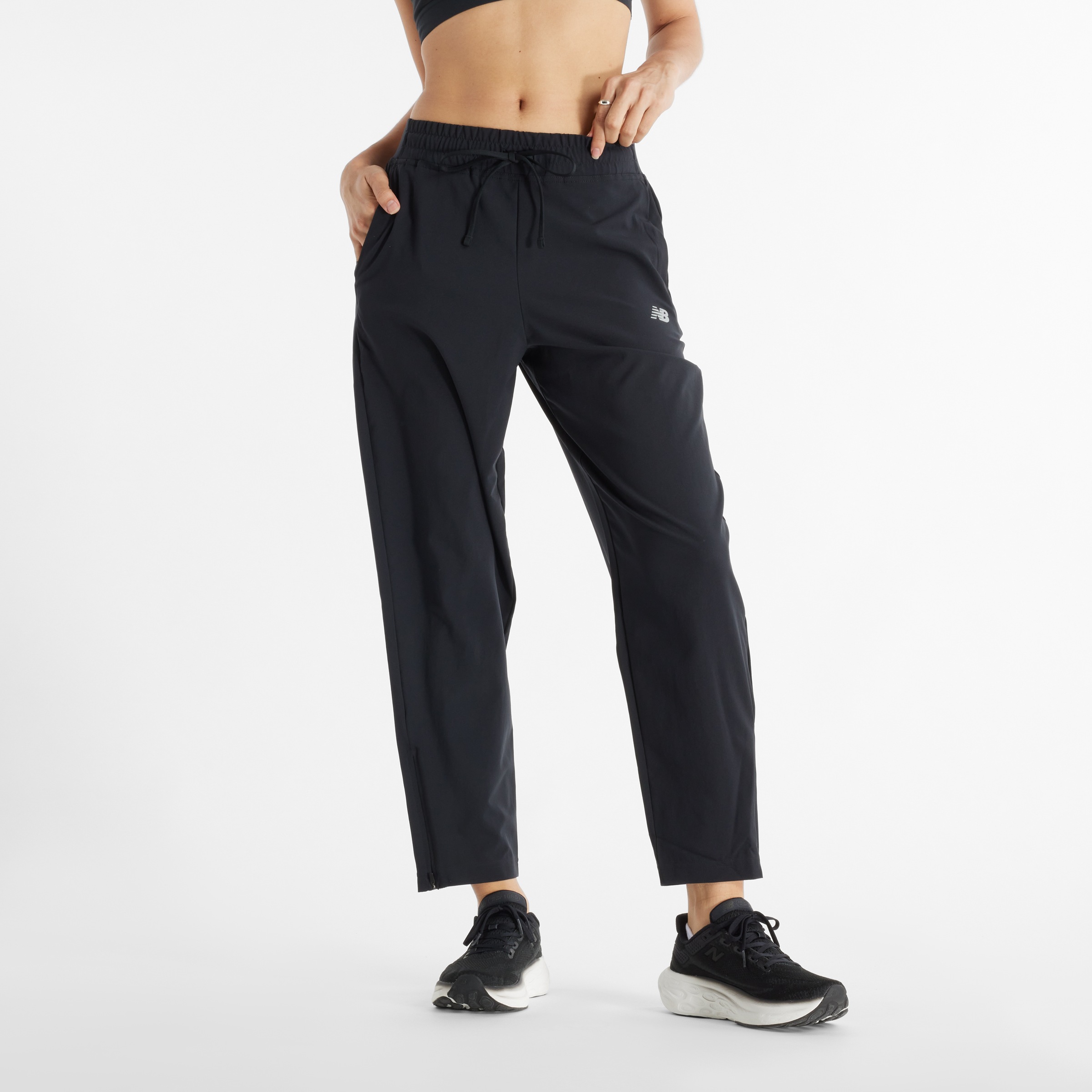 New Balance Trainingshose "Sport Essentials Performance Woven Pant" für Lau günstig online kaufen