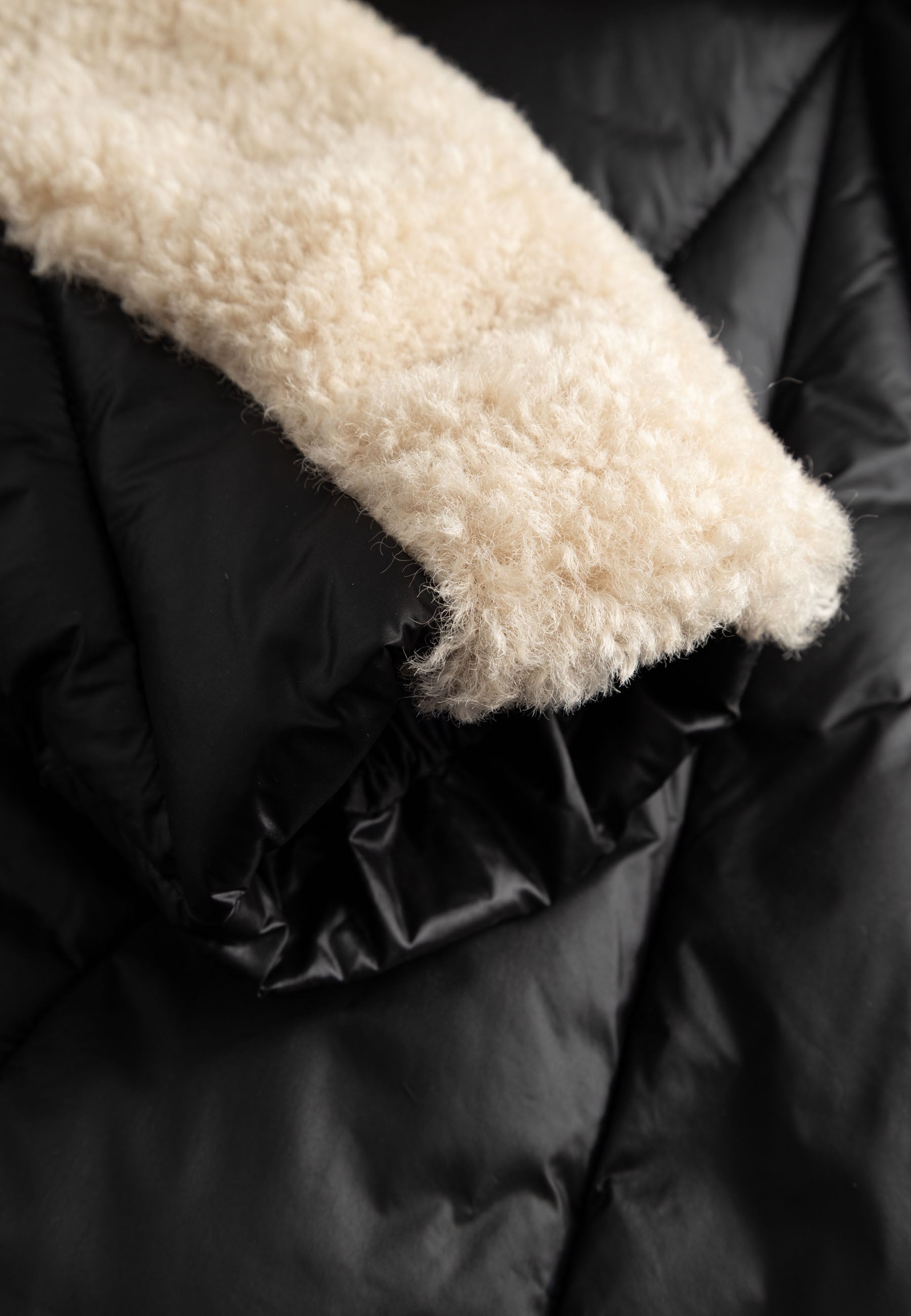 Frieda & Freddies Winterjacke »Frieda & Freddies Materialmix-Jacke mit Teddy und Stepp-Nylon«