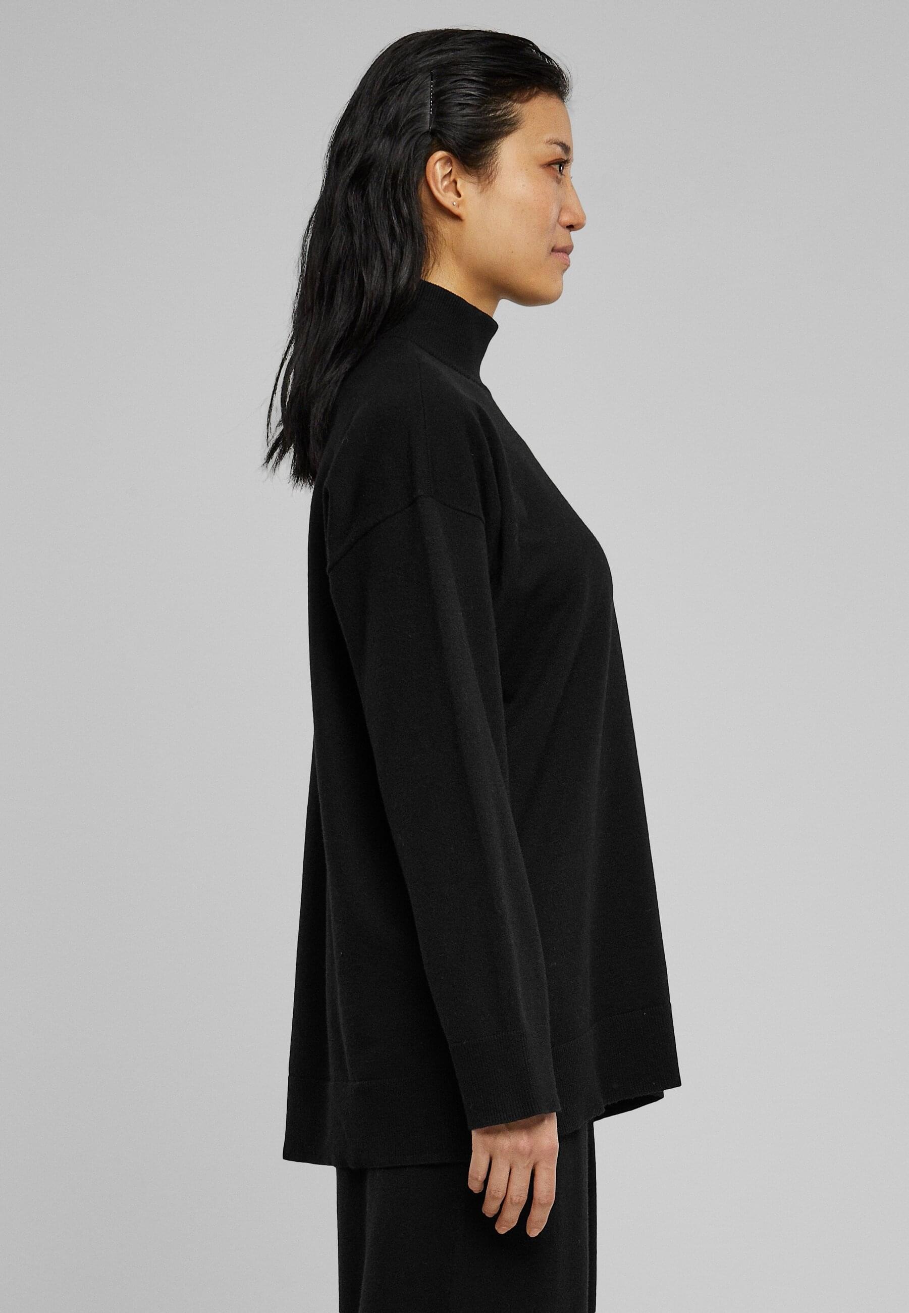 URBAN CLASSICS Rundhalspullover »Urban Classics Damen Ladies Knitted Eco Viscose Sweater«, (1 tlg.)