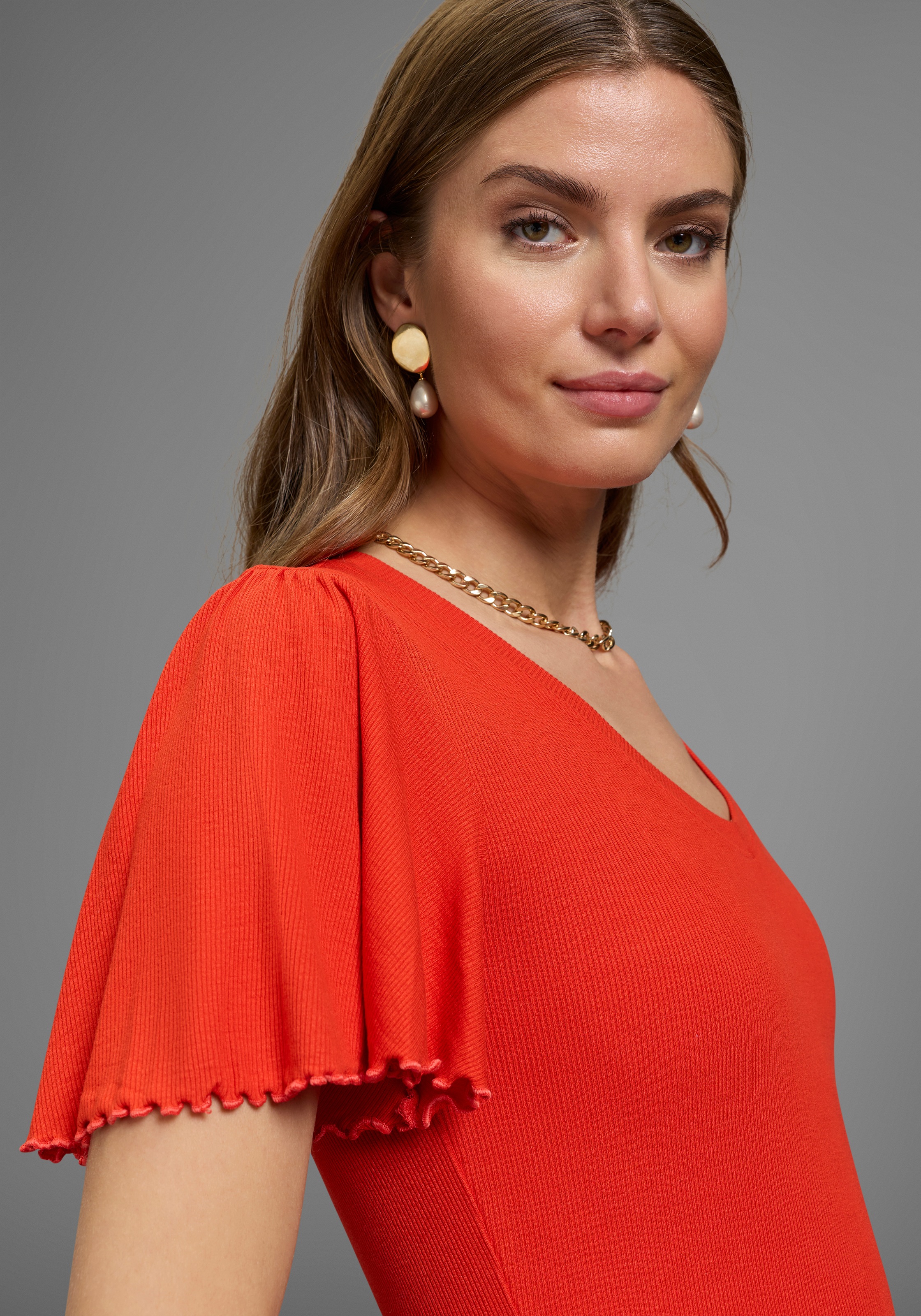 V-Shirt LAURA SCOTT, Damen, Gr. 40/42, rot, Single Jersey, Obermaterial: 95% Viskose, 5% Elasthan, unifarben, sehr figurbetont hüftlang, V-Ausschnitt, Flügelärmel, Shirts, sehr figurbetonte Passform, mit V-Ausschnitt 2