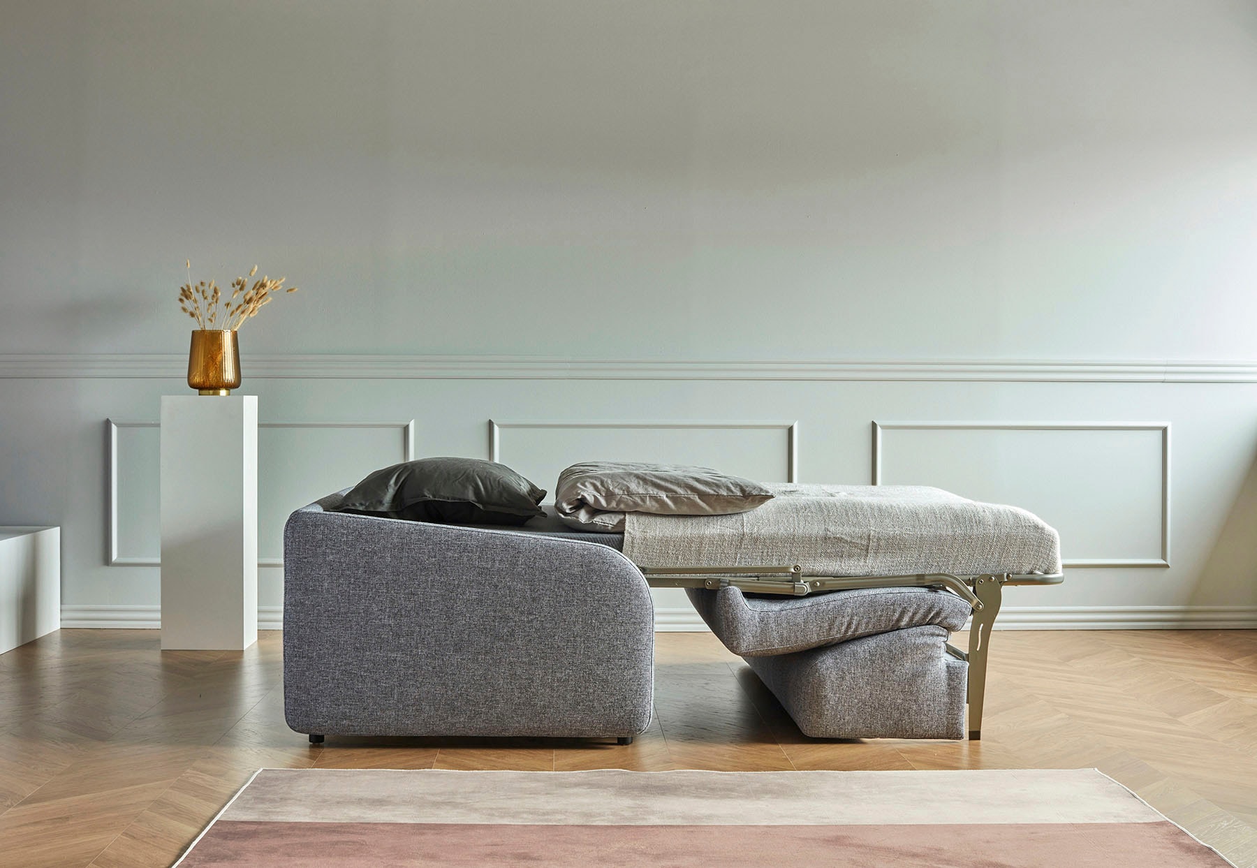 INNOVATION LIVING ™ 3,5-Sitzer »Eivor, hochwertige Dauerschlaffunktion, bequem und komfortabel«, Schlafsofa mit innenliegender Schlafmatratze und schlanken Armlehnen