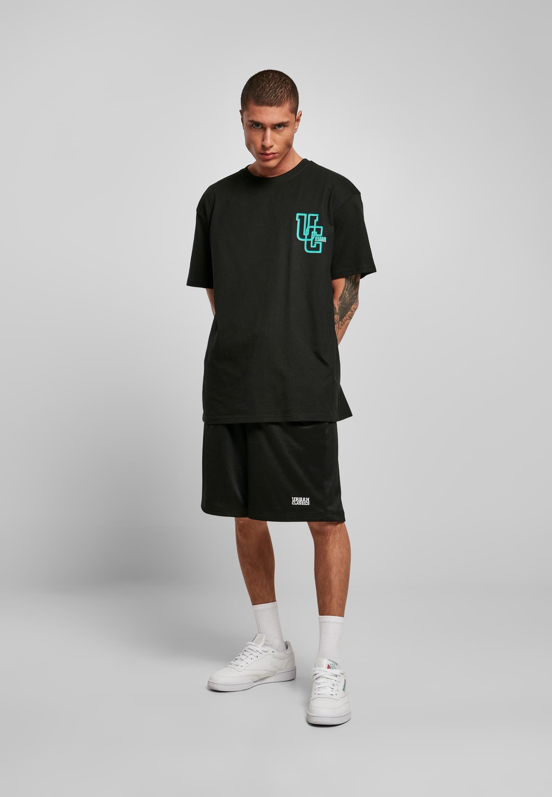 URBAN CLASSICS Stoffhose »Urban Classics Herren Basic Mesh Shorts«, (1 tlg.)
