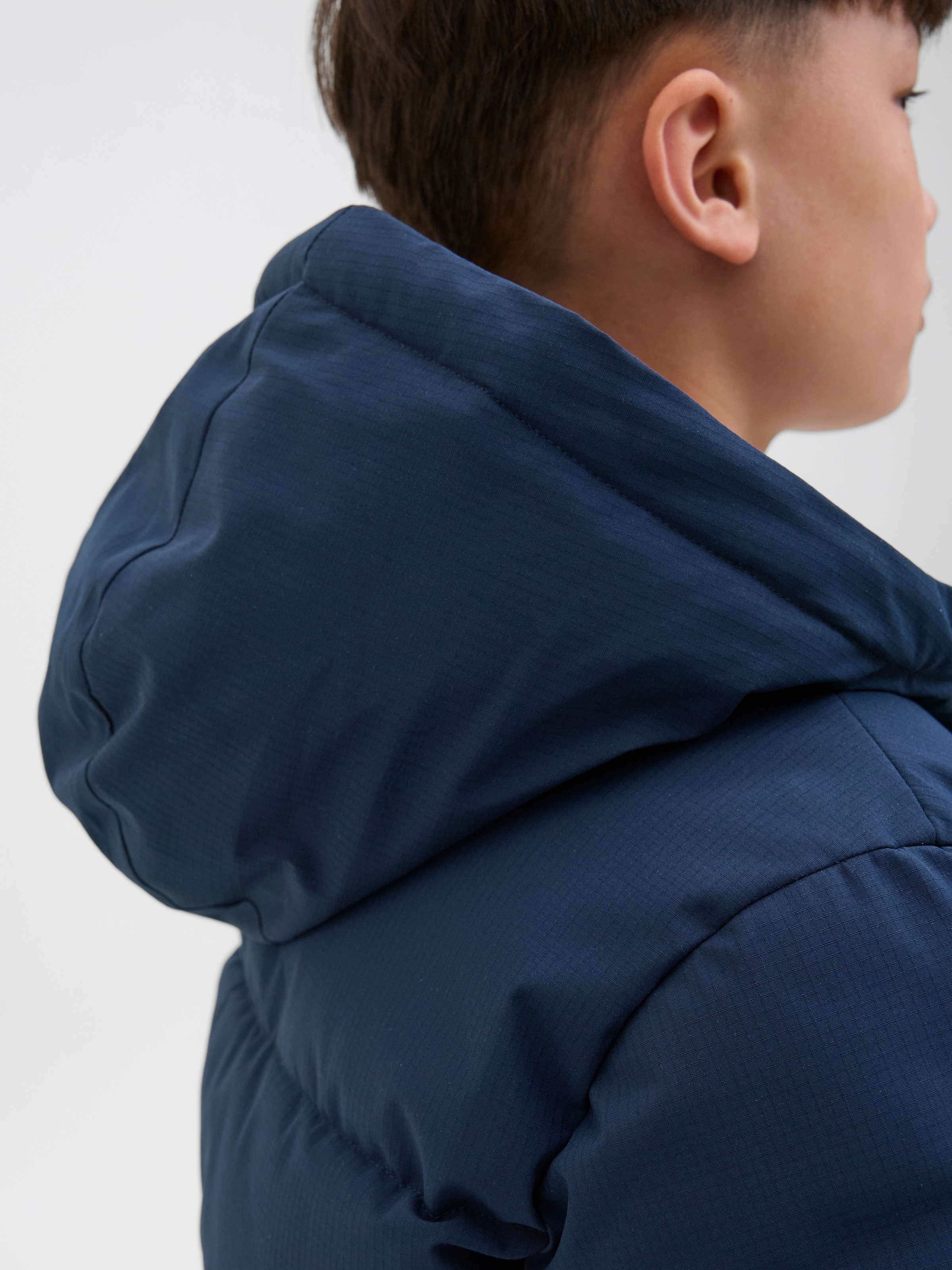 Thumbnail - Jack & Jones Junior Steppjacke "JJGLOBAL PUFFER JACKET JNR" mit Kapuze