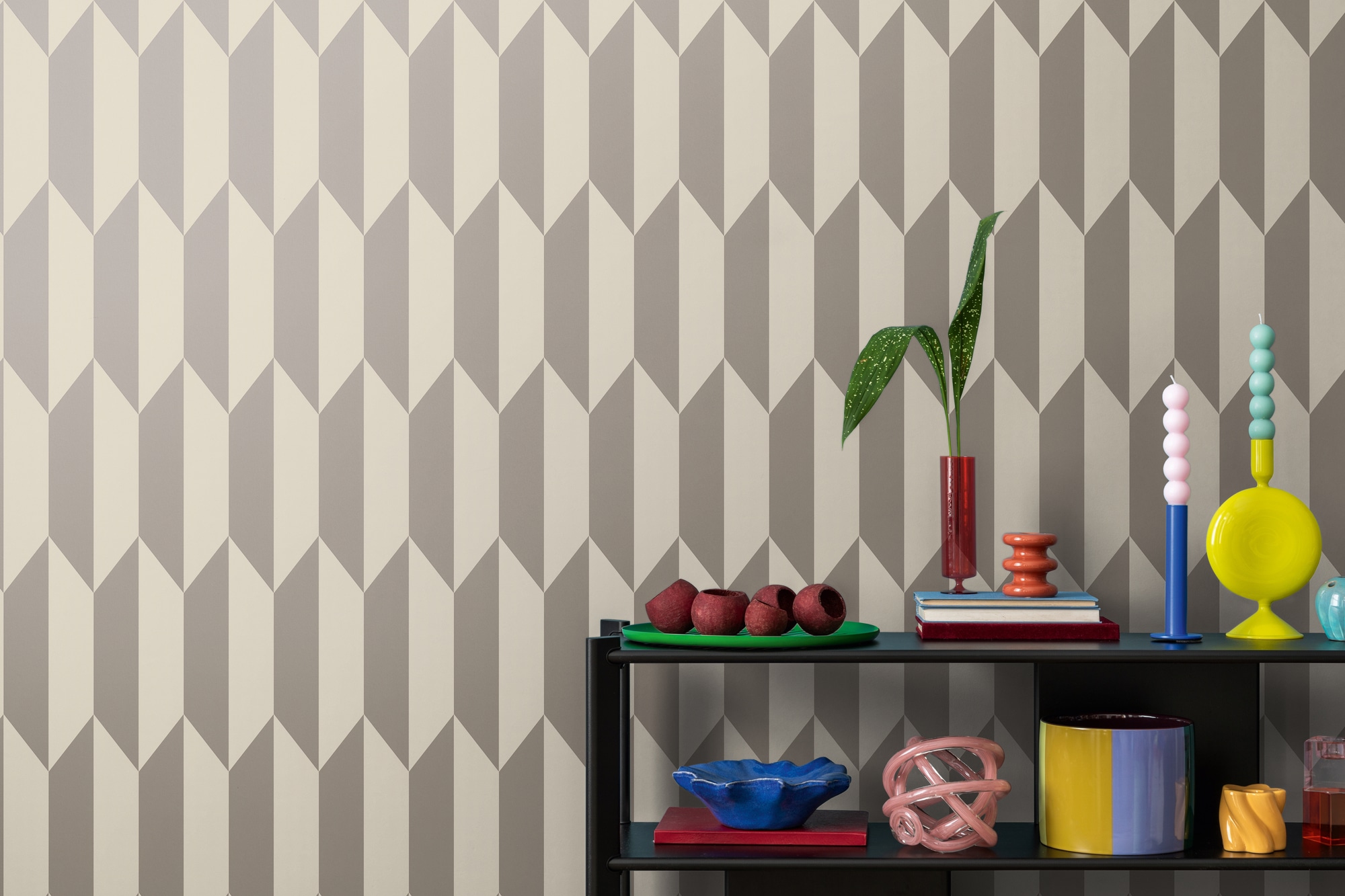 CosmoLiving by Cosmopolitan Vliestapete "Graphic Groove-Playful Tapete" glänzend strukturiert Geometrisches Design mit modernem 3D-Effekt
