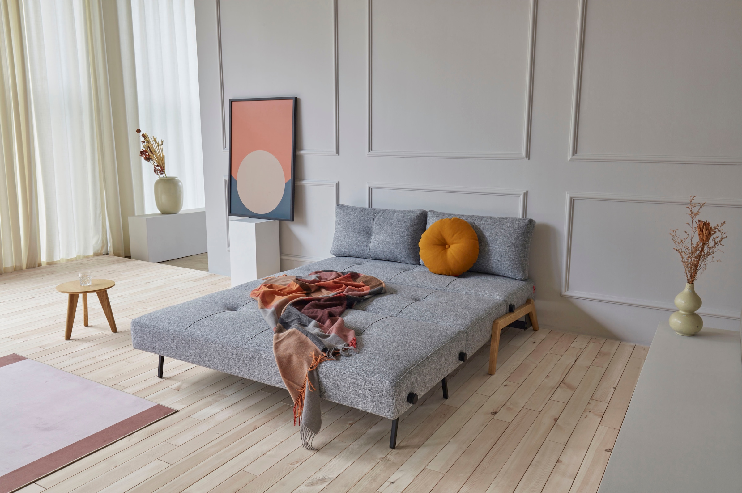 INNOVATION LIVING ™ Schlafsofa »Cubed«, Kompaktes Klappsofa mit Füßen aus Eiche