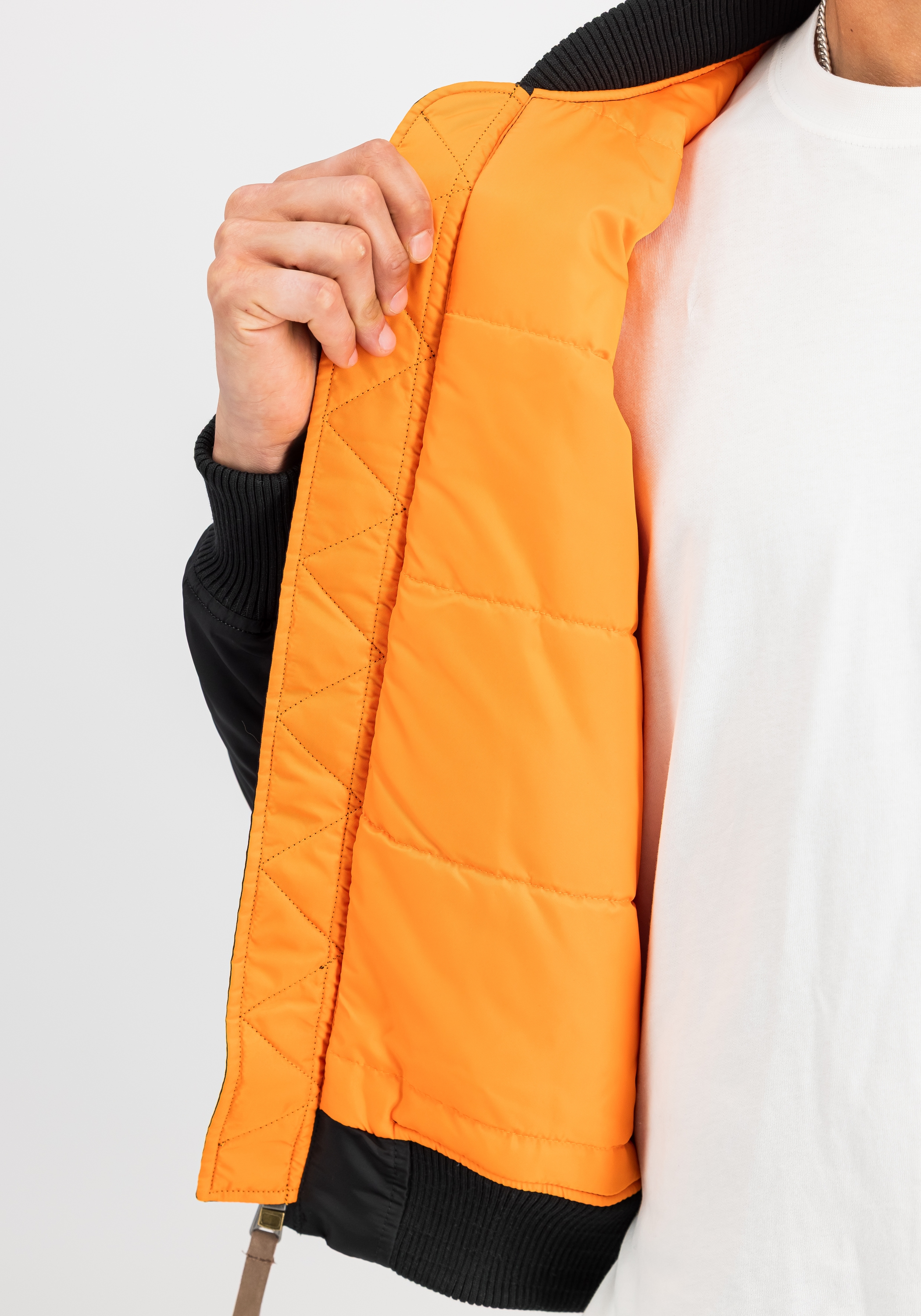 Alpha Industries Bomberjacke »MA-1 VF Vintage Fit NASA«