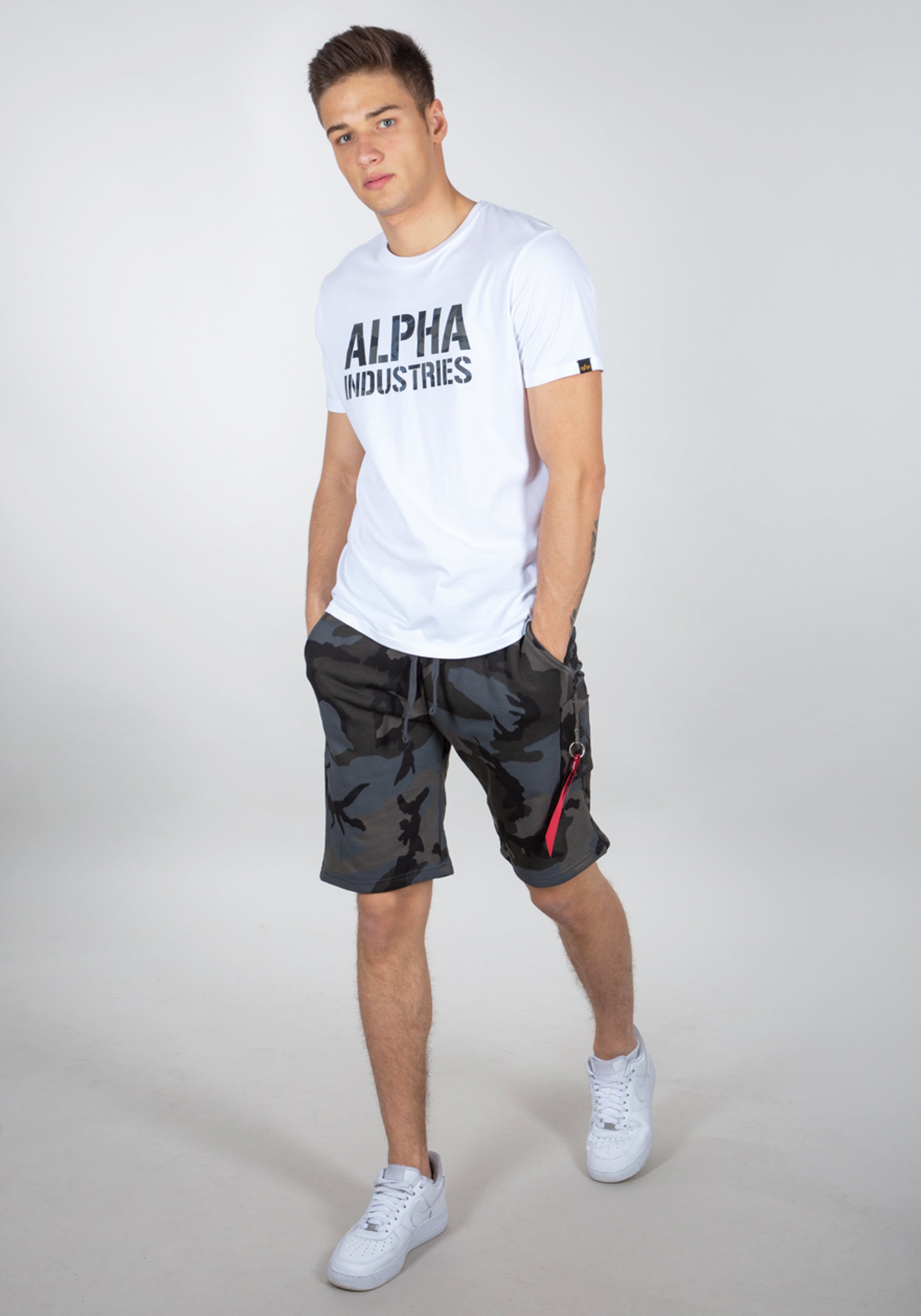 Alpha Industries Shorts "Alpha Industries Men - Shorts X-Fit Cargo Short Camo"