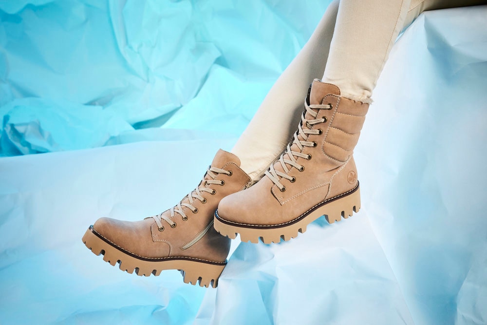 Rieker Winterstiefelette  , Winterboots, Schnürboots, Profilsohle, mit Innenreißverschluss