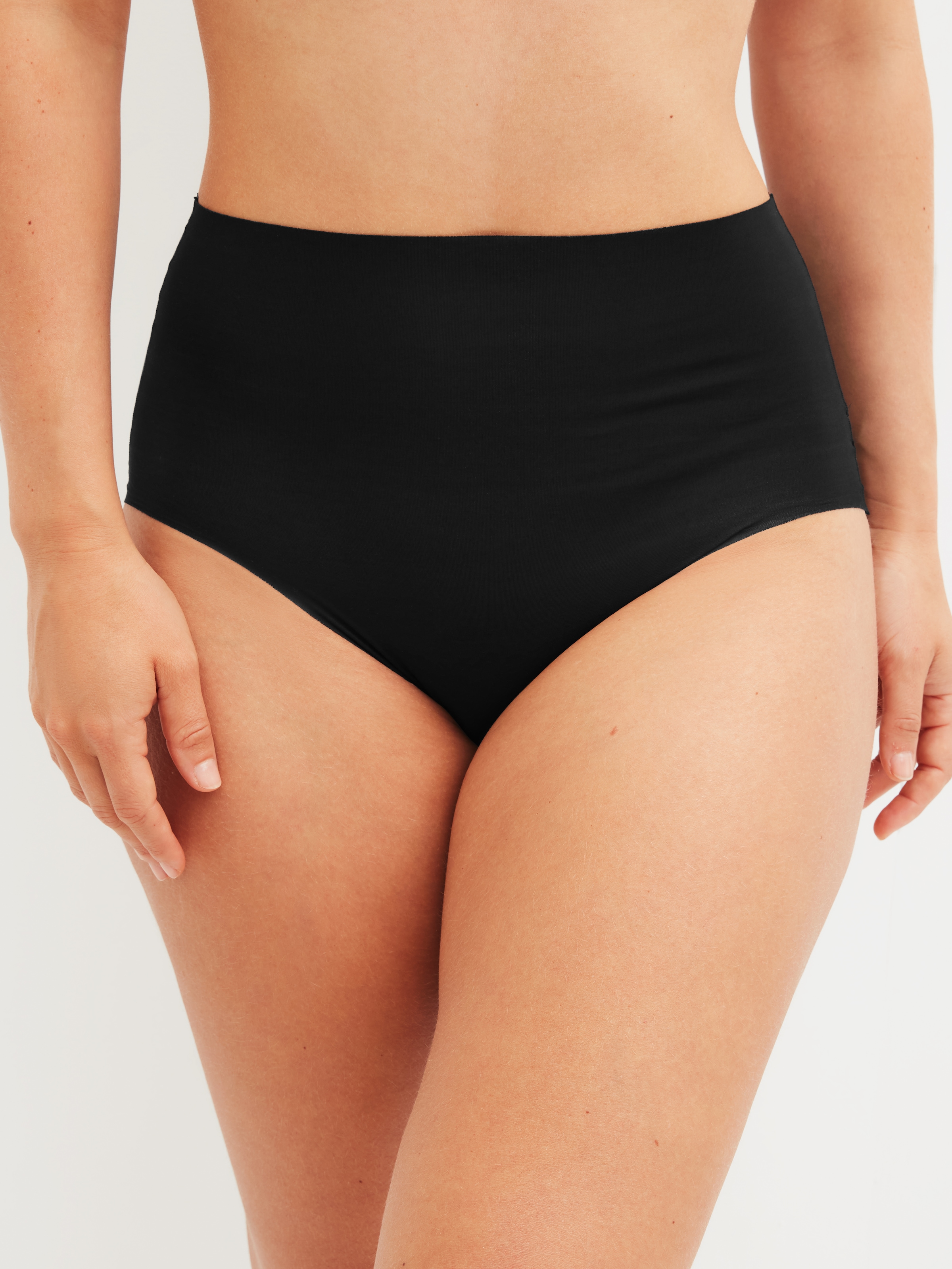 CALIDA High-Waist-Slip "Natural Skin" mit hohem Bund, flache Abschlüsse, Interlock-Qualität