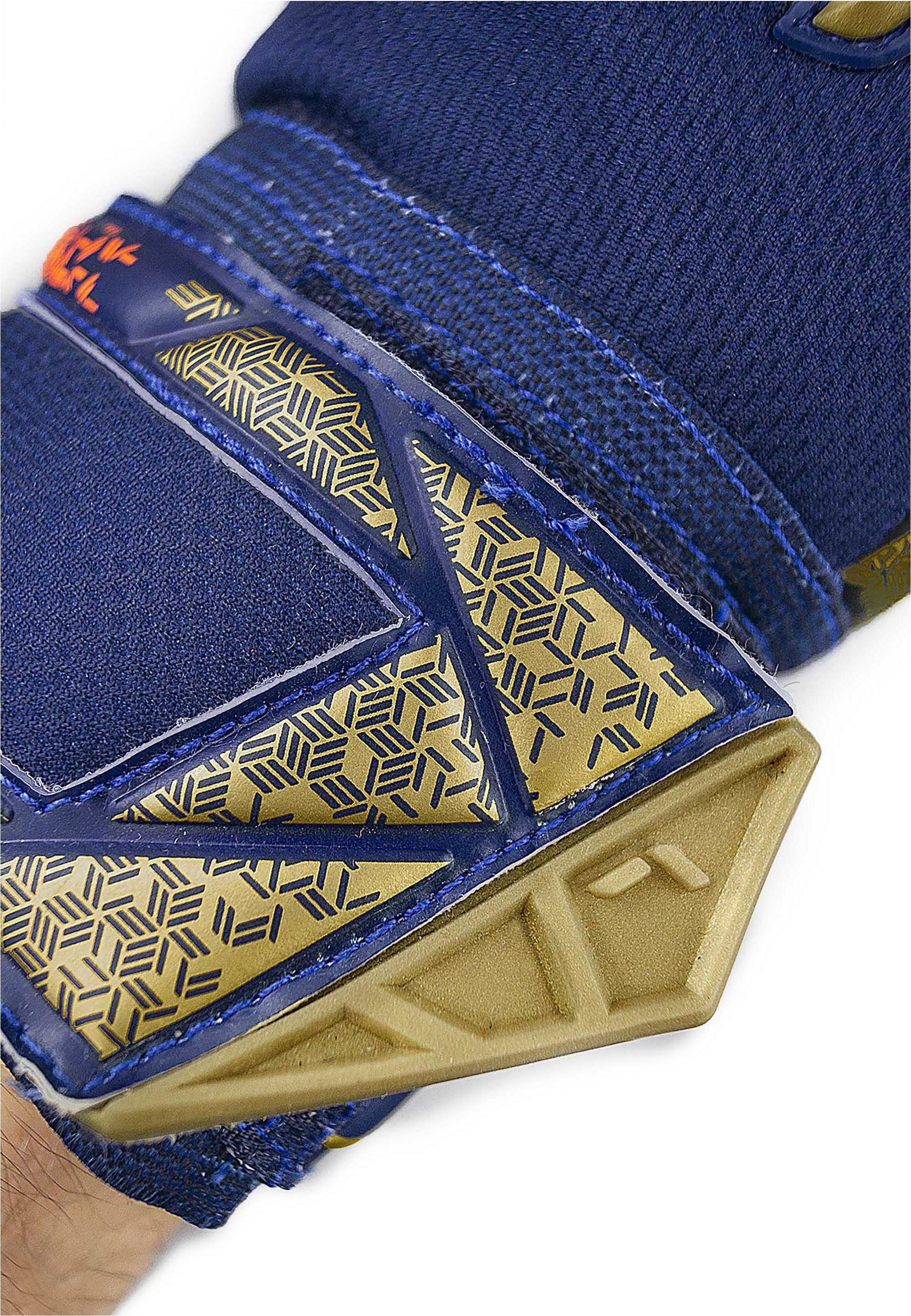 Reusch Torwarthandschuhe »Attrakt Gold X«, mit Evolution Negative Cut