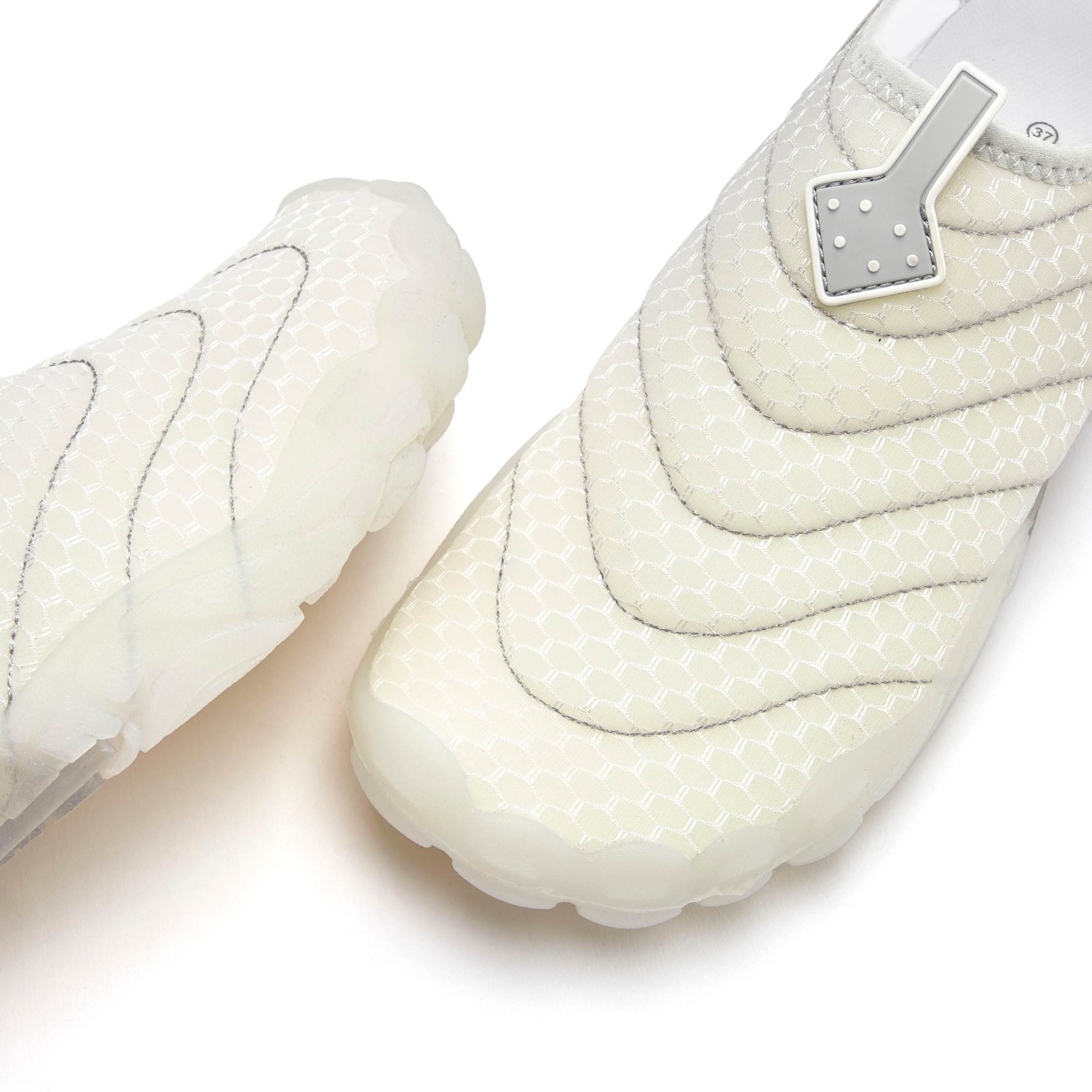 Venice Beach Aquatic Shoe Beige Size 40 3