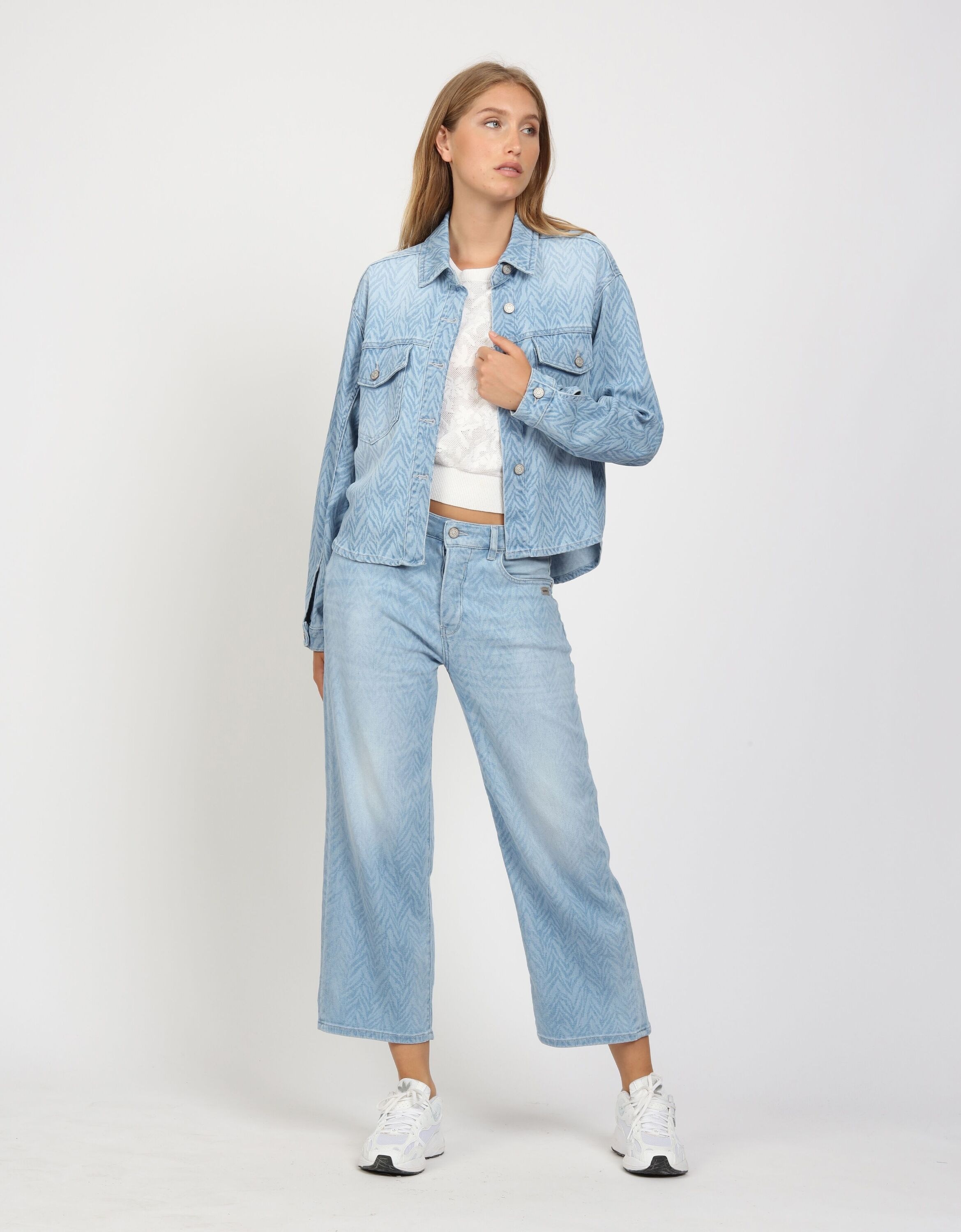 GANG Jeansjacke »94ZOE JACKET« ohne Kapuze mit Brusttaschen